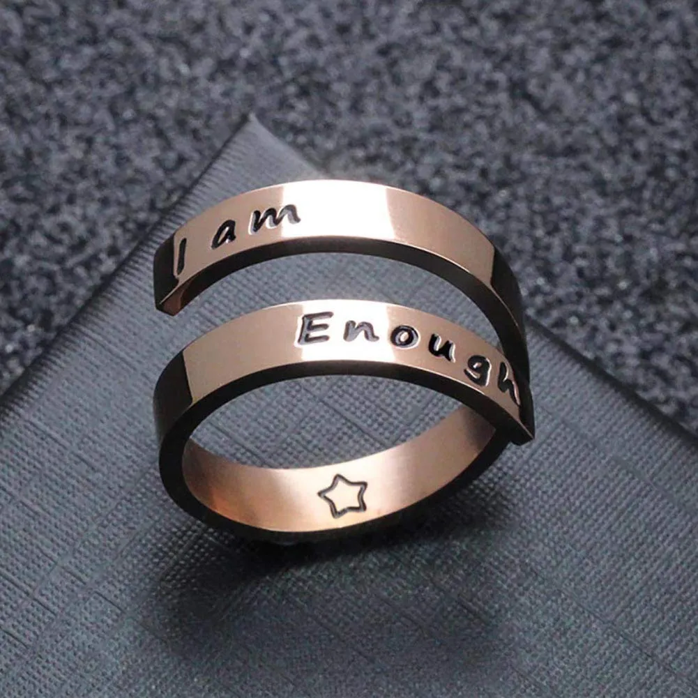 Kucheed Anelli Regolabili, Gioielli Ispirati All'anello Sono Abbastanza Inciso,Anello di Torsione a Spirale in Acciaio Inossidabile,Regali di Laurea di Compleanno per Ragazze Ragazzi Donne Uomini - immagine 3