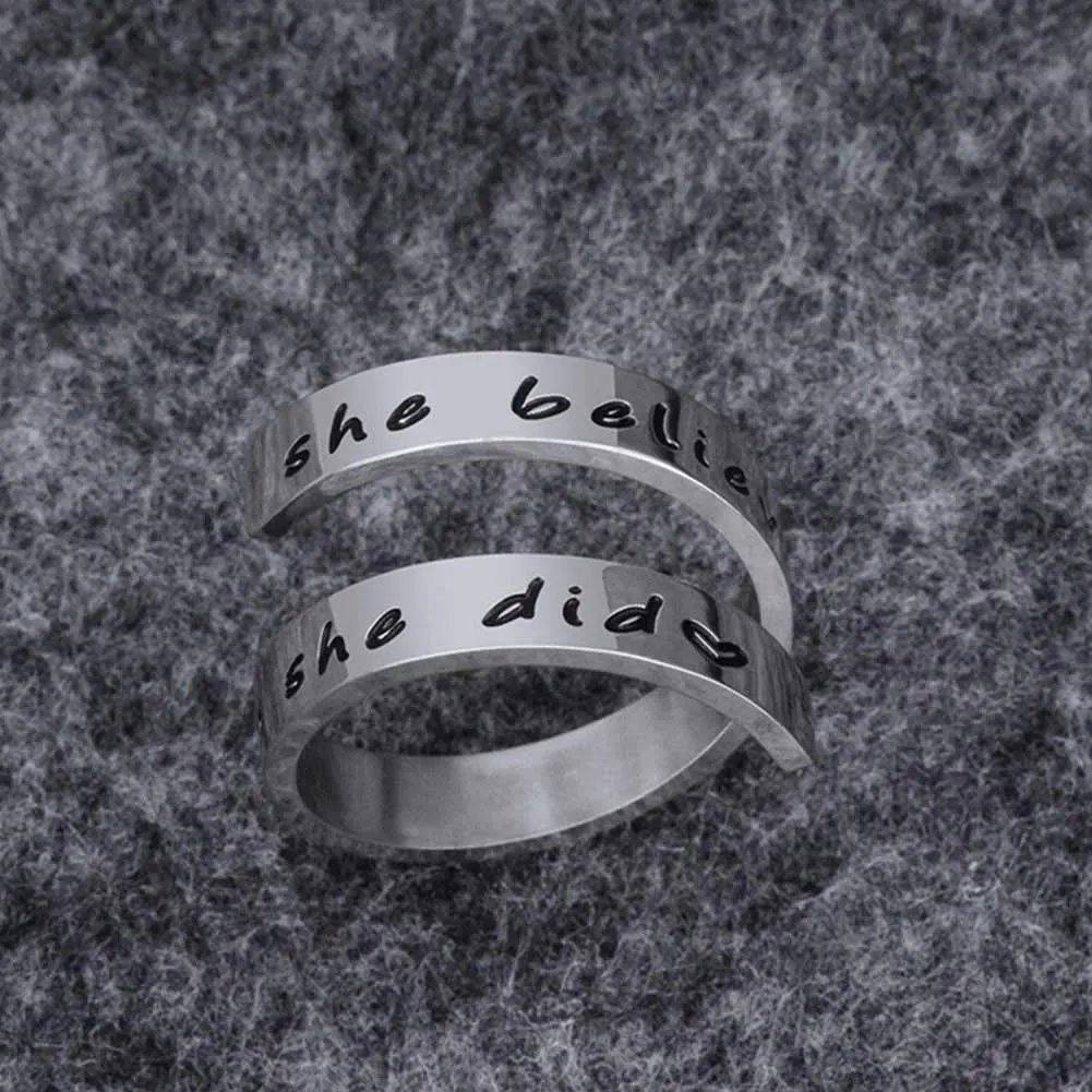 Kucheed Anelli Regolabili, Gioielli Ispirati All'anello Sono Abbastanza Inciso,Anello di Torsione a Spirale in Acciaio Inossidabile,Regali di Laurea di Compleanno per Ragazze Ragazzi Donne Uomini - immagine 5