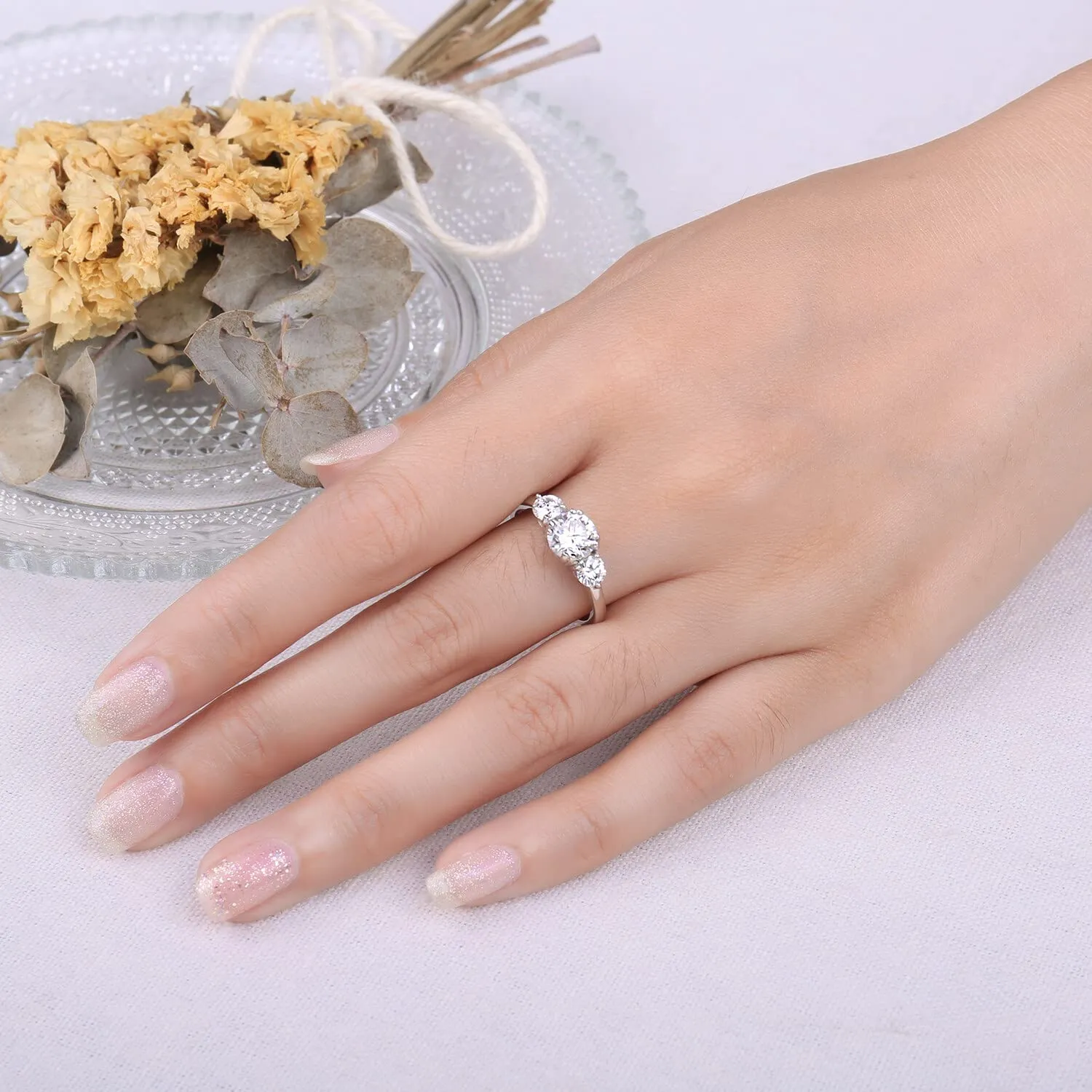 JewelryPalace Anello Classico a Tre Pietre con Cubica Zirconia in Argento 925, Fede Nuziale Donna Matrimonio Set Gioielli - immagine 4
