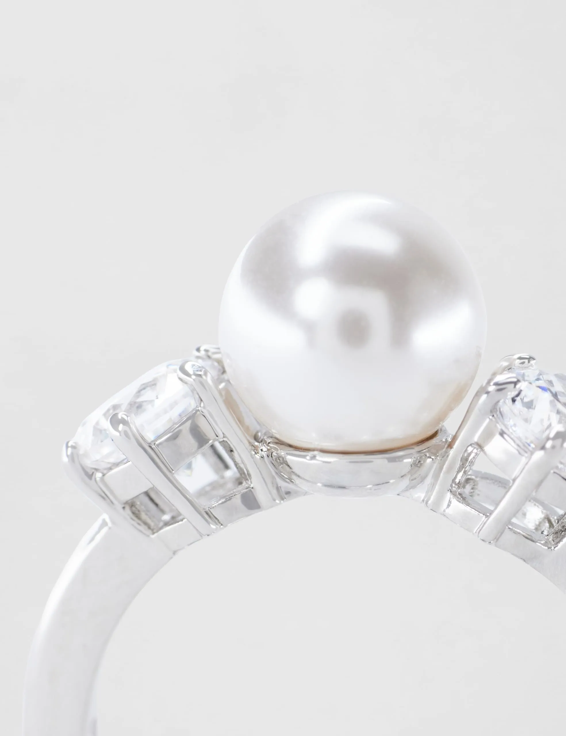 Swarovski Anello cocktail Matrix, Crystal Pearl, Taglio Round, Bianco, Placcato rodio - immagine 6