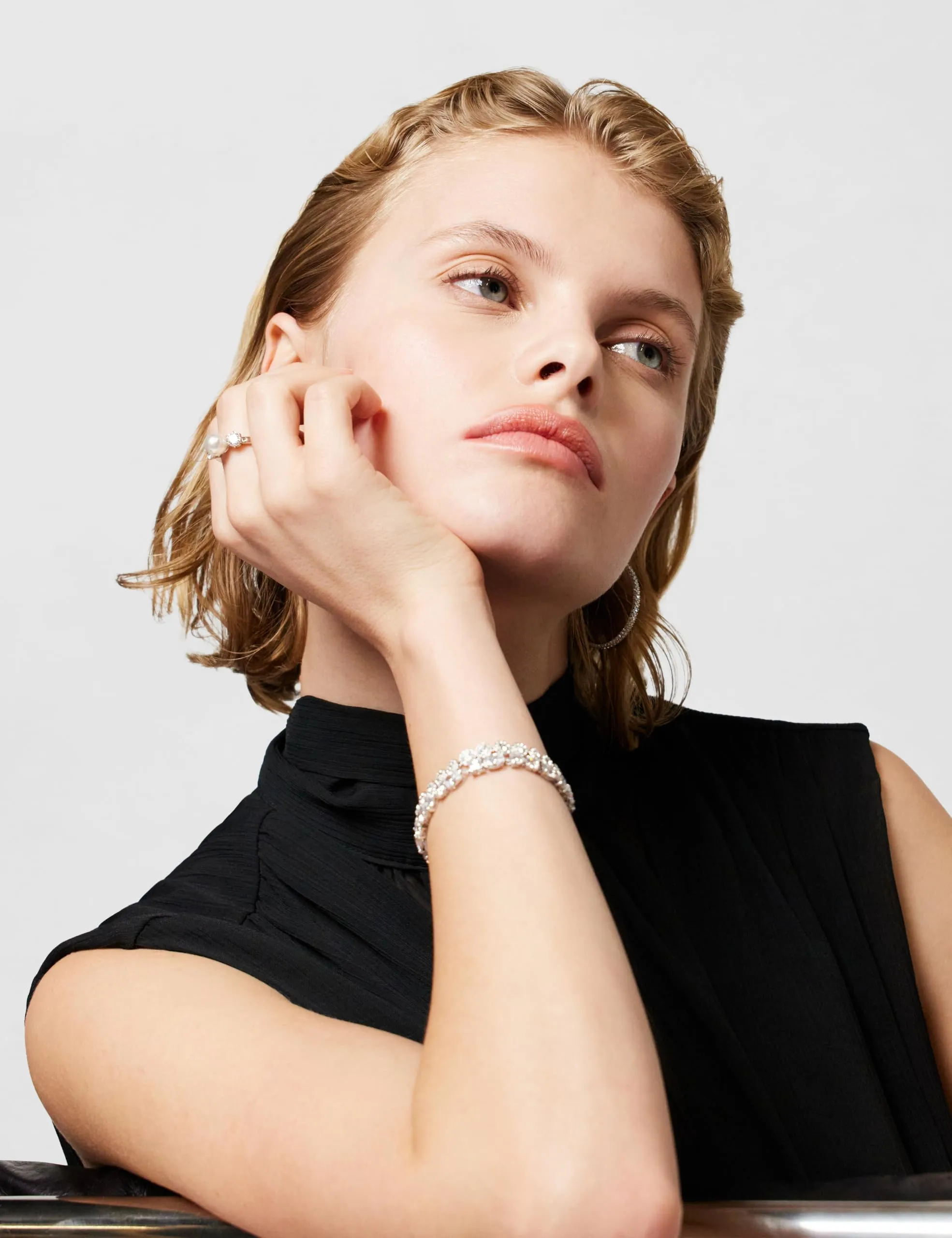 Swarovski Anello cocktail Matrix, Crystal Pearl, Taglio Round, Bianco, Placcato rodio - immagine 7
