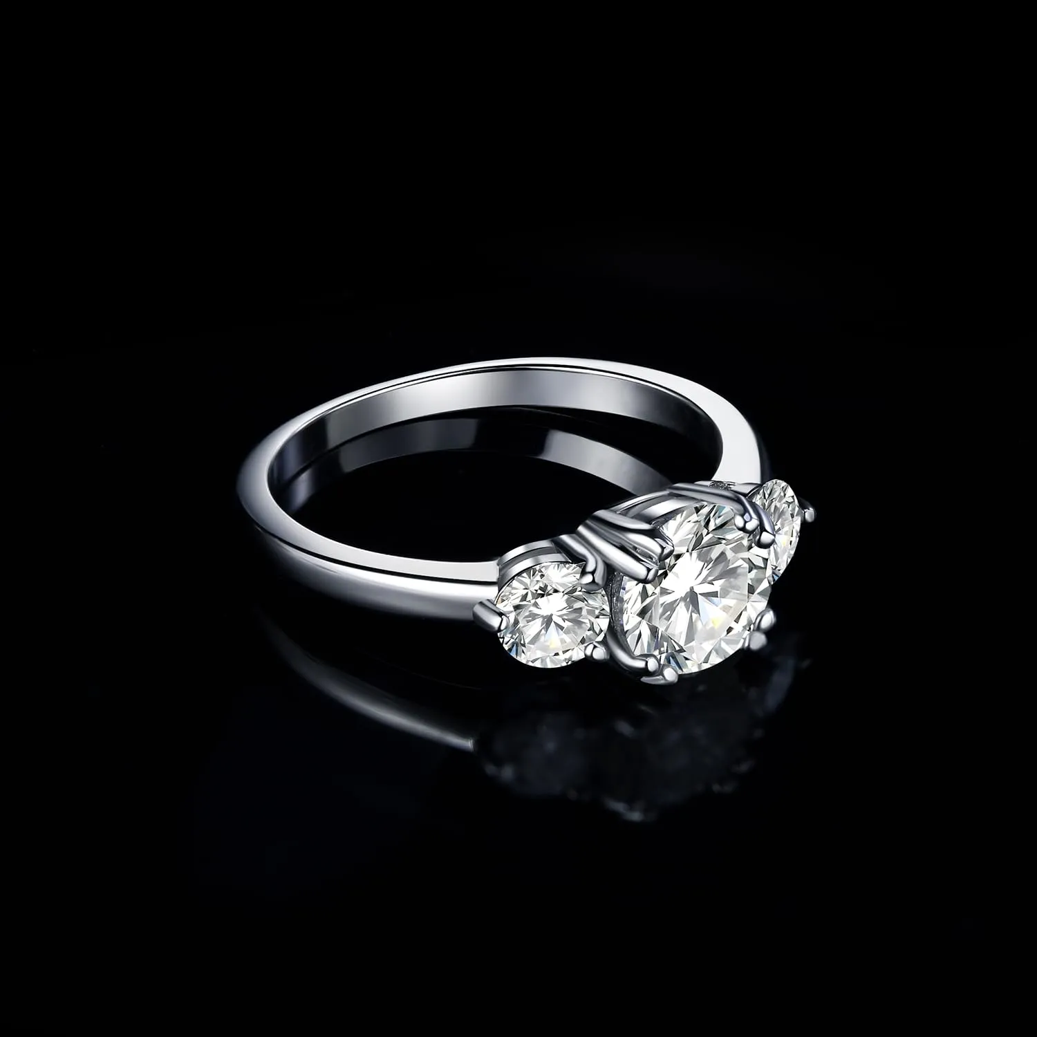 JewelryPalace 1ct Classico Anello a Tre Pietre Donna placcato oro bianco 14K con Cubica Zirconia, Anelli Donna con Pietra a Taglio Rotondo, Fede Nuziale Anello Matrimonio Set Gioielli Donna 7 - immagine 3