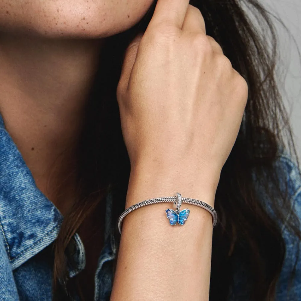 PANDORA Pendente Moments a forma di farfalla in argento Sterling con vetro di Murano bicolore blu e zirconi cubici trasparenti - immagine 4