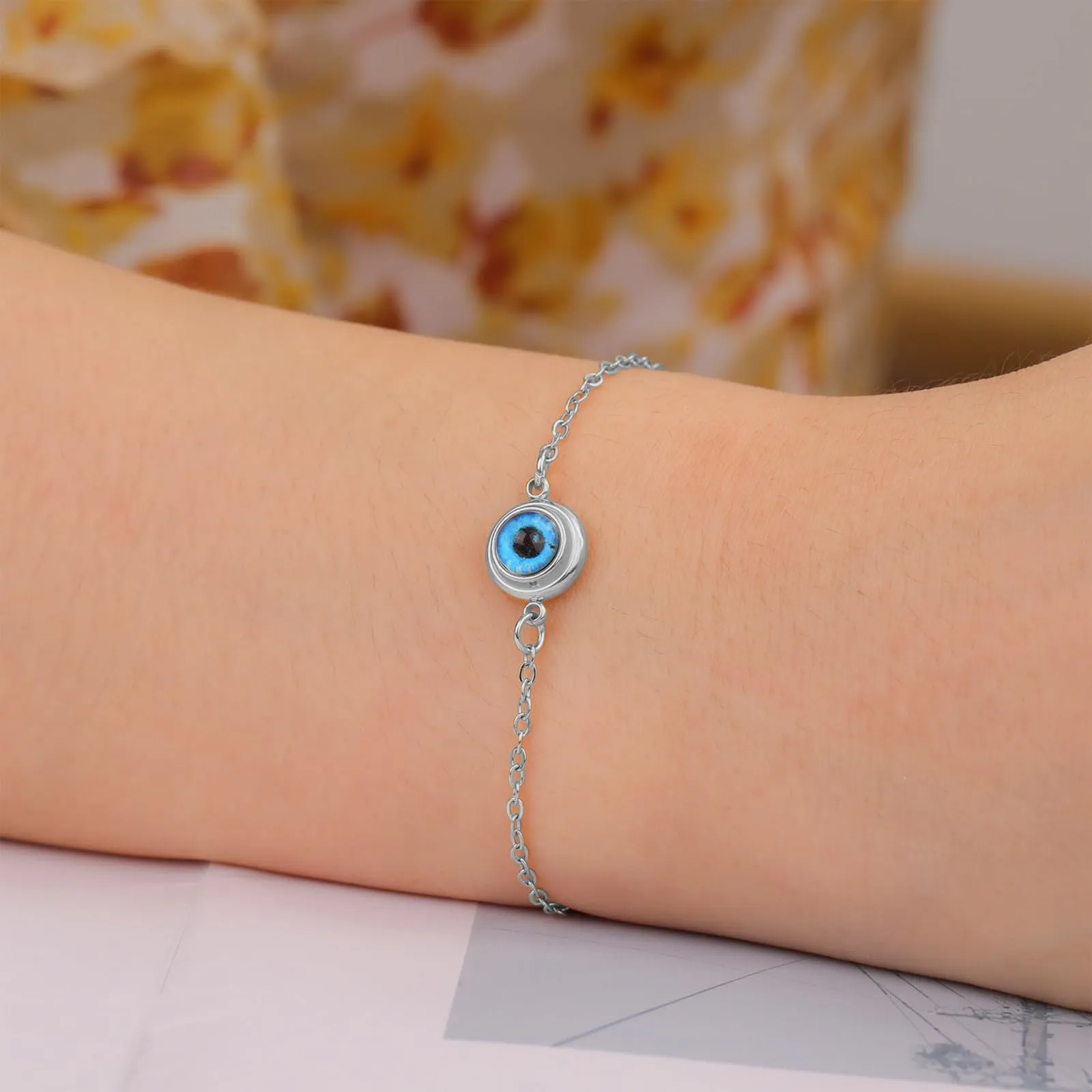 VASSAGO Delicato Braccialetto Malocchio Per Le Donne In Acciaio Inox Regolabile Occhio Turco Braccialetti Portafortuna Amuleto Gioielli Regalo (Bracciale argento) - immagine 4