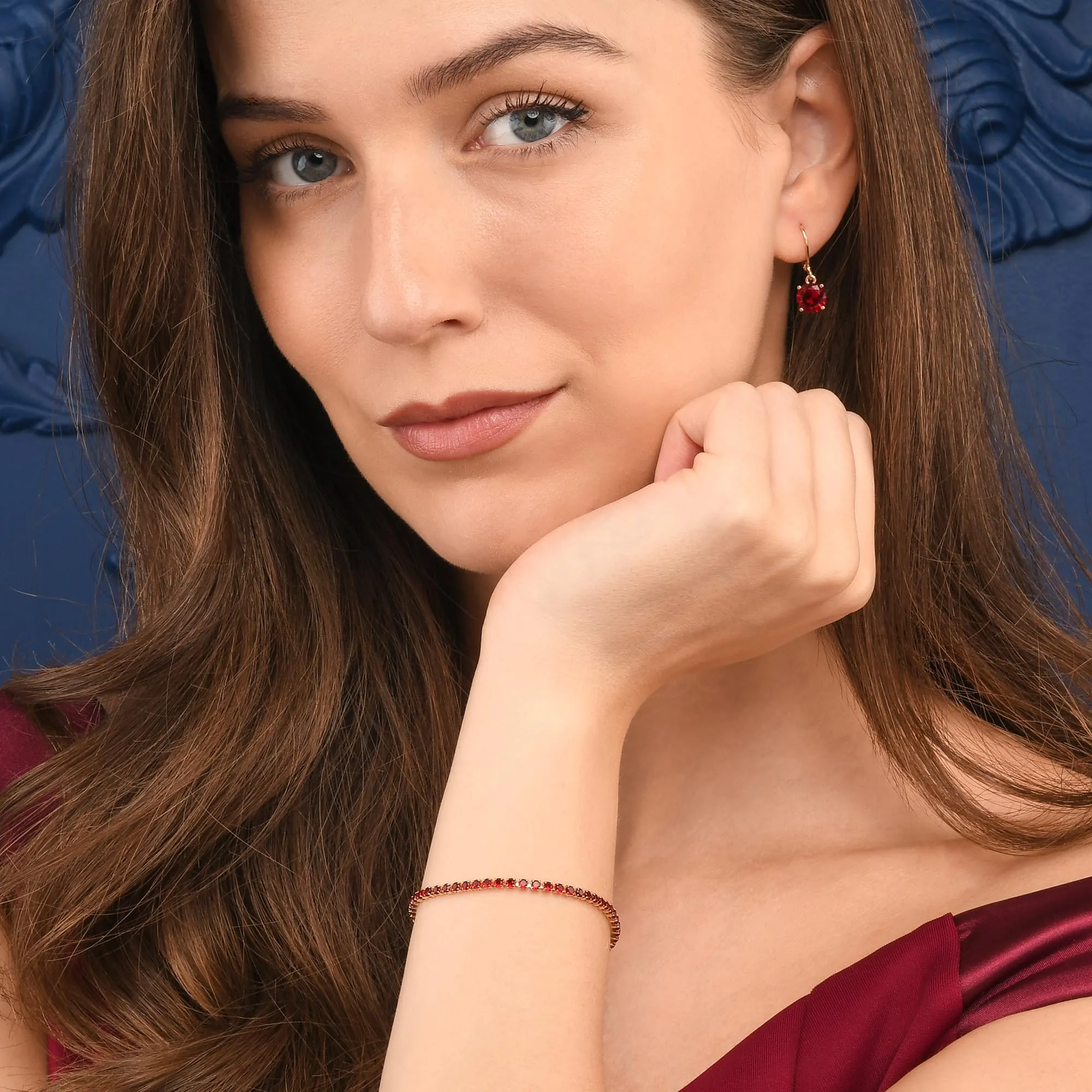 ZAVANA Bracciale Tennis Donna Oro Rosso 2,5 mm – Bracciale Zirconi Elegante Sottile, Moda Donna Economico, Chiusura Moschettone 16,5 cm, Regalo Donna - immagine 4