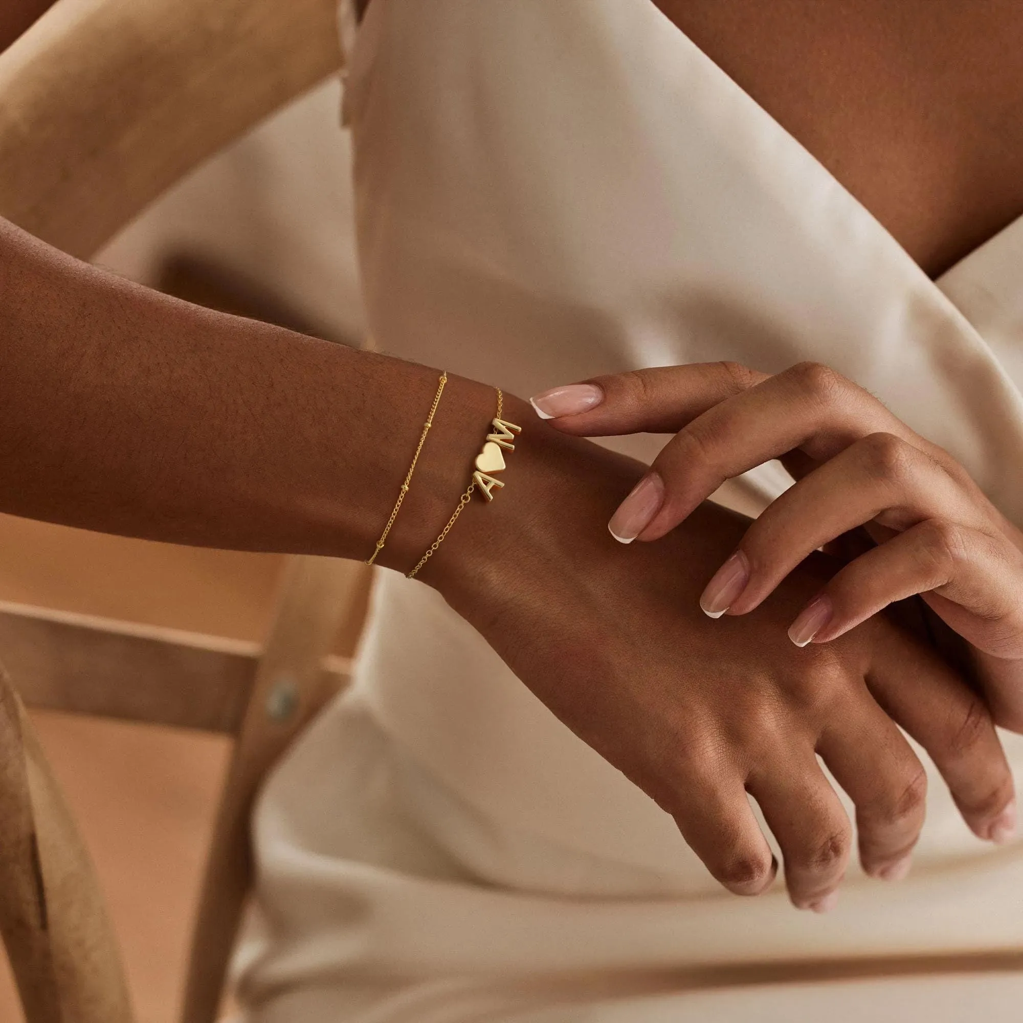 Turandoss Bracciale con 2 lettere, da donna, in oro, regalo per le donne - immagine 3