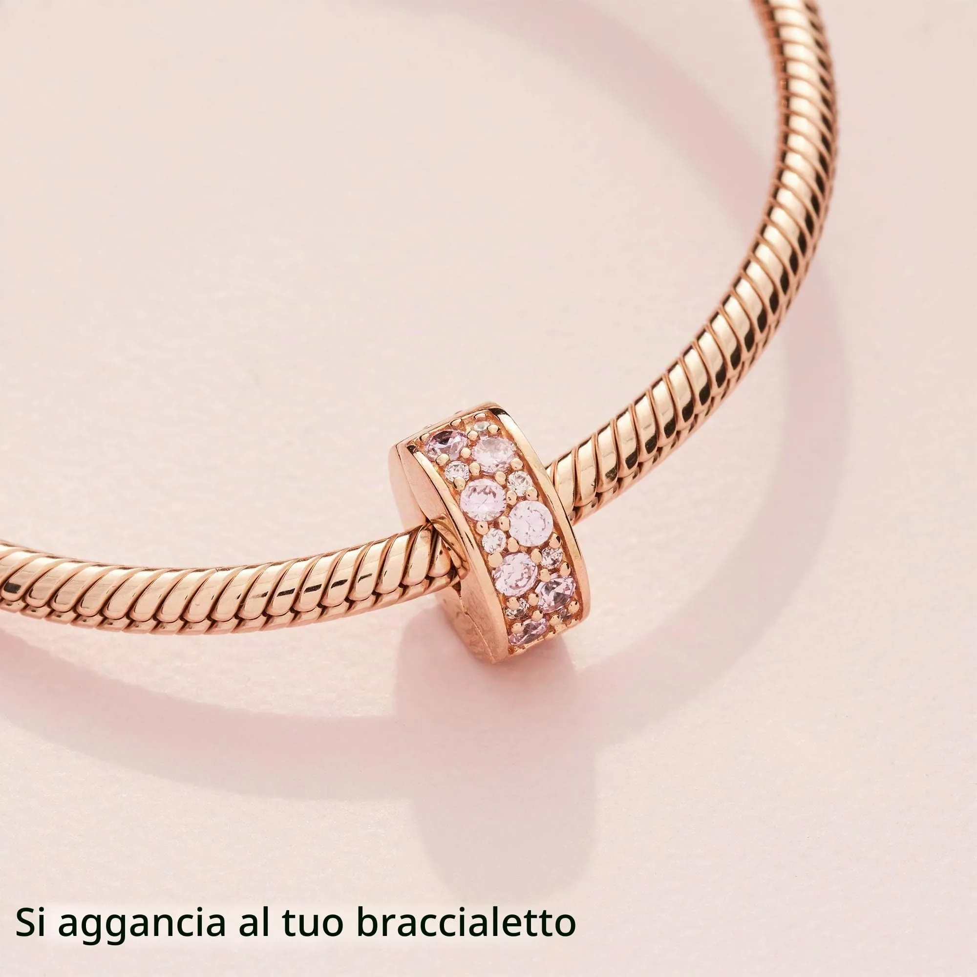 PANDORA Colours Ciondolo a clip con pavé placcato in oro rosa 14k con zirconia cubica rosa e impugnatura in silicone - immagine 5