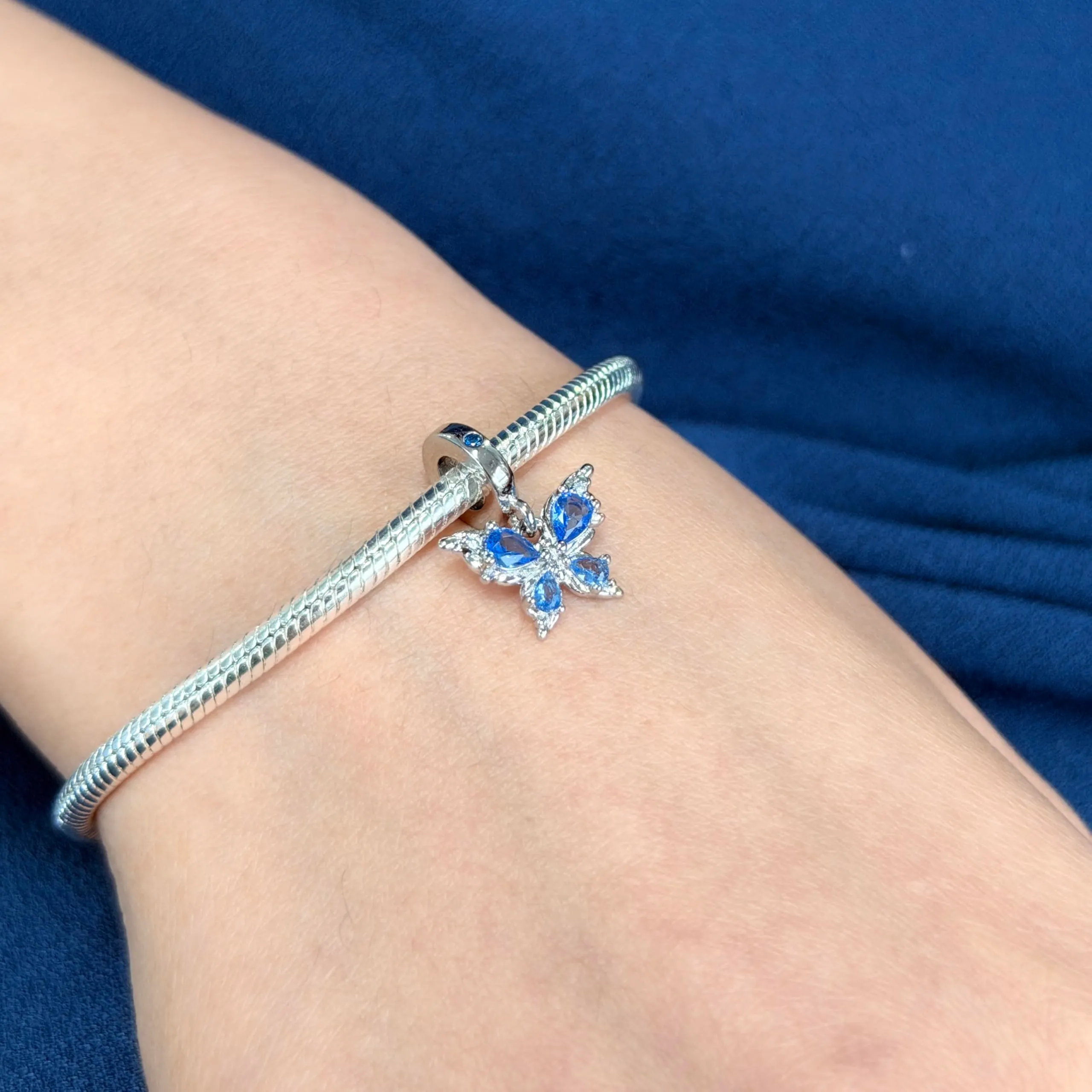 SOUTHPLUS Ciondoli Argento Sterling 925 con Cubic Zirconia Pendenti,Charms per Bracciali,con Braccialetti e Collane Europei, Perfetto Regali per Moglie e Ragazze (Blue Farfalle) - immagine 3