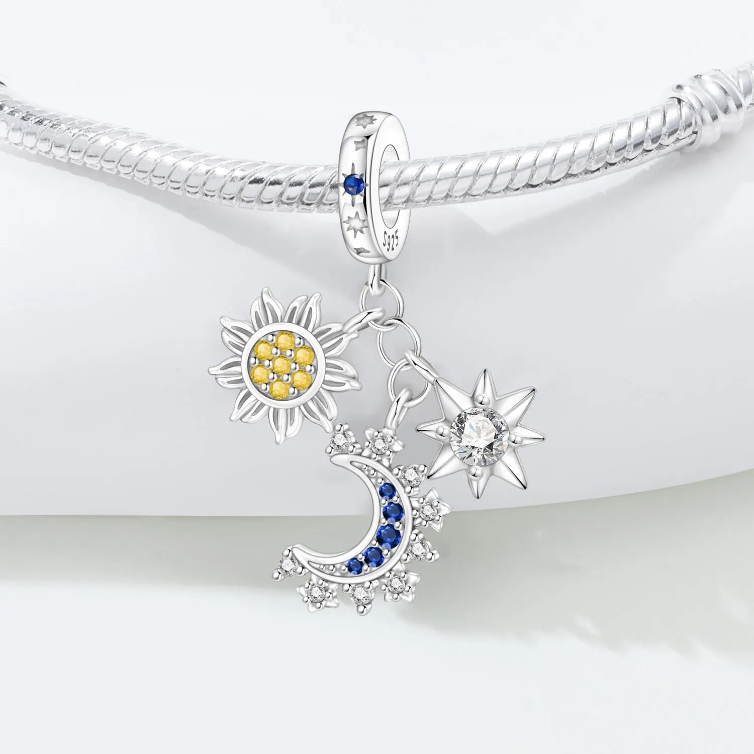 SOUTHPLUS Ciondoli Argento Sterling 925 con Cubic Zirconia Pendenti,Charms per Bracciali,con Braccialetti e Collane Europei, Perfetto Regali per Moglie e Ragazze (Stelle Luna Con Sole) - immagine 3