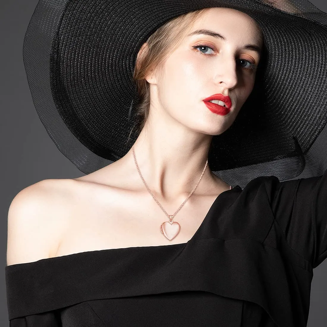 RWQIAN Collana di Foto Personalizzata per le Donne Ragazze Coppia in Acciaio Inossidabile Cuore Locket Portafoto Pendente Incisione Testo Collane Gioielli - immagine 3