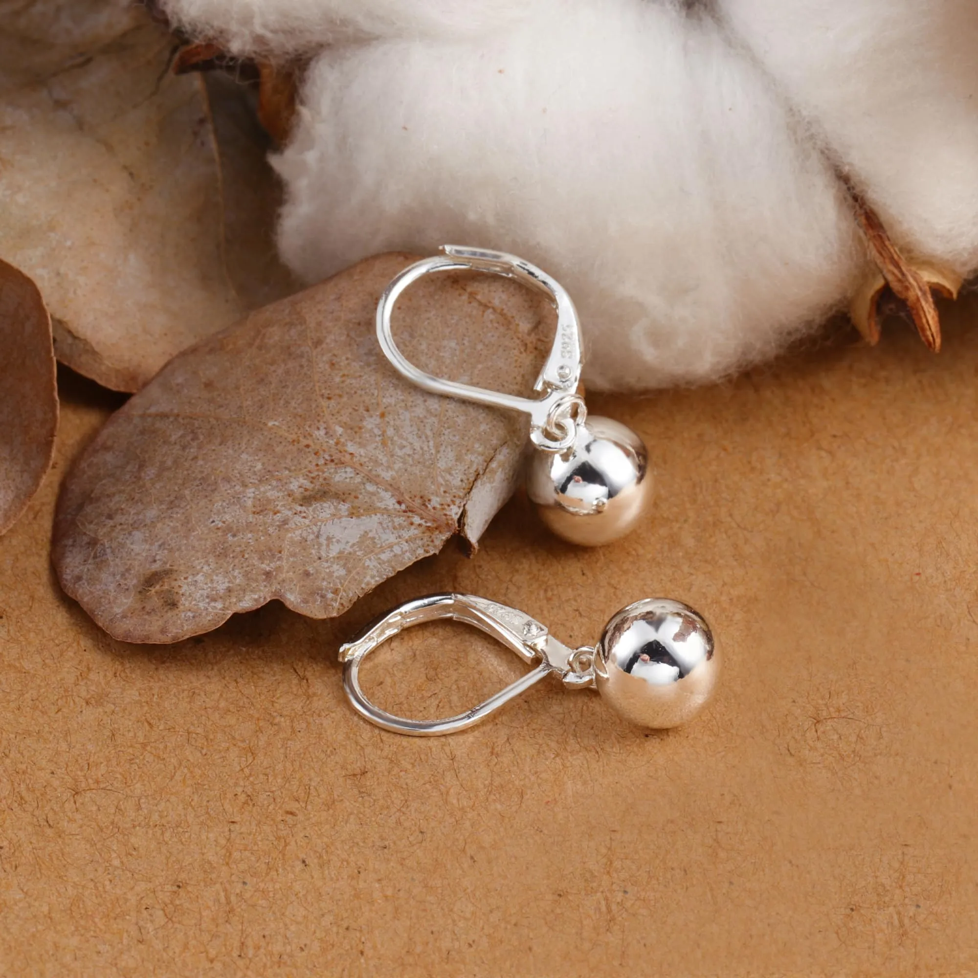 ASH'S CHOICE Orecchini Pendenti Donna Argento Lucido Sfera Leverback - immagine 3