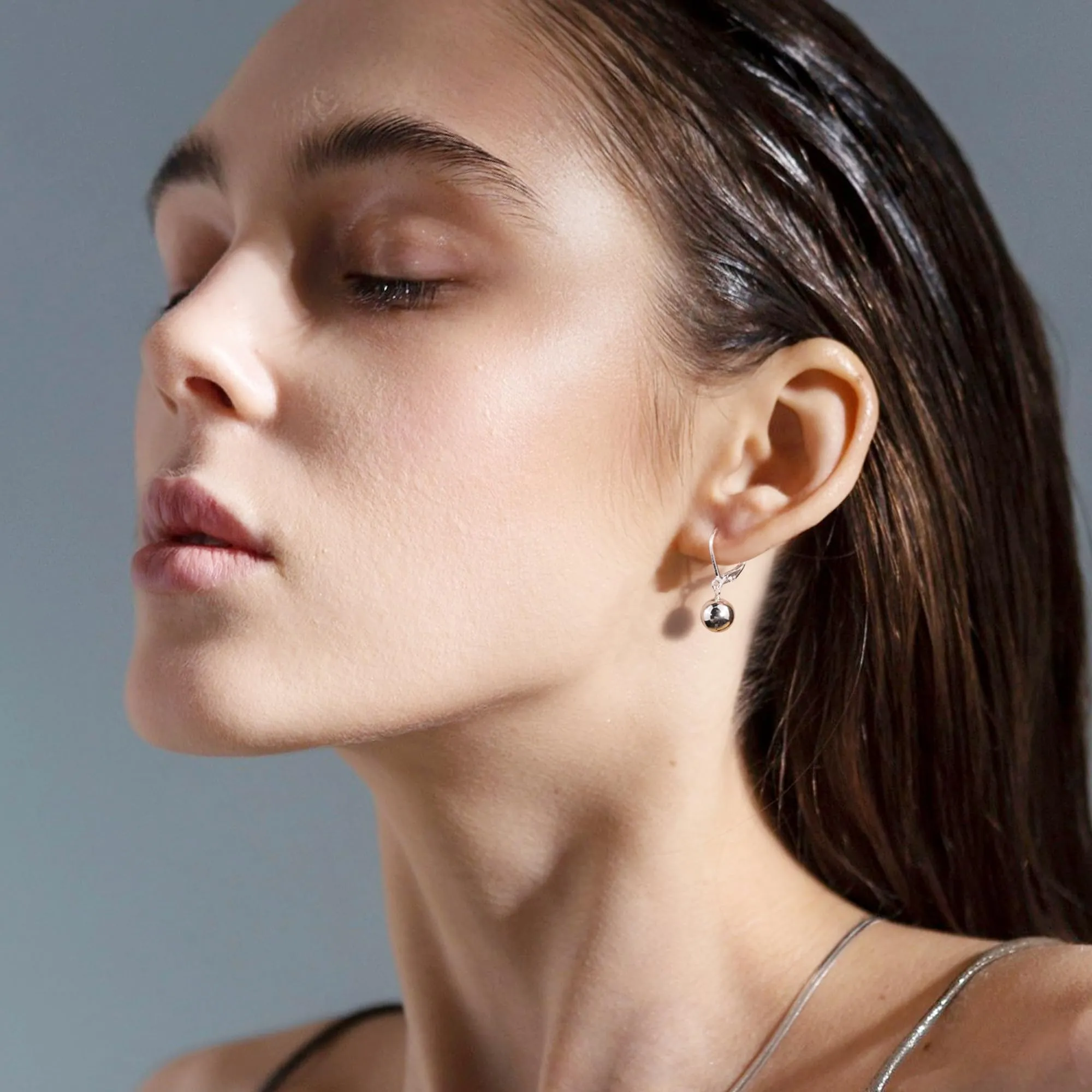 ASH'S CHOICE Orecchini Pendenti Donna Argento Lucido Sfera Leverback - immagine 5