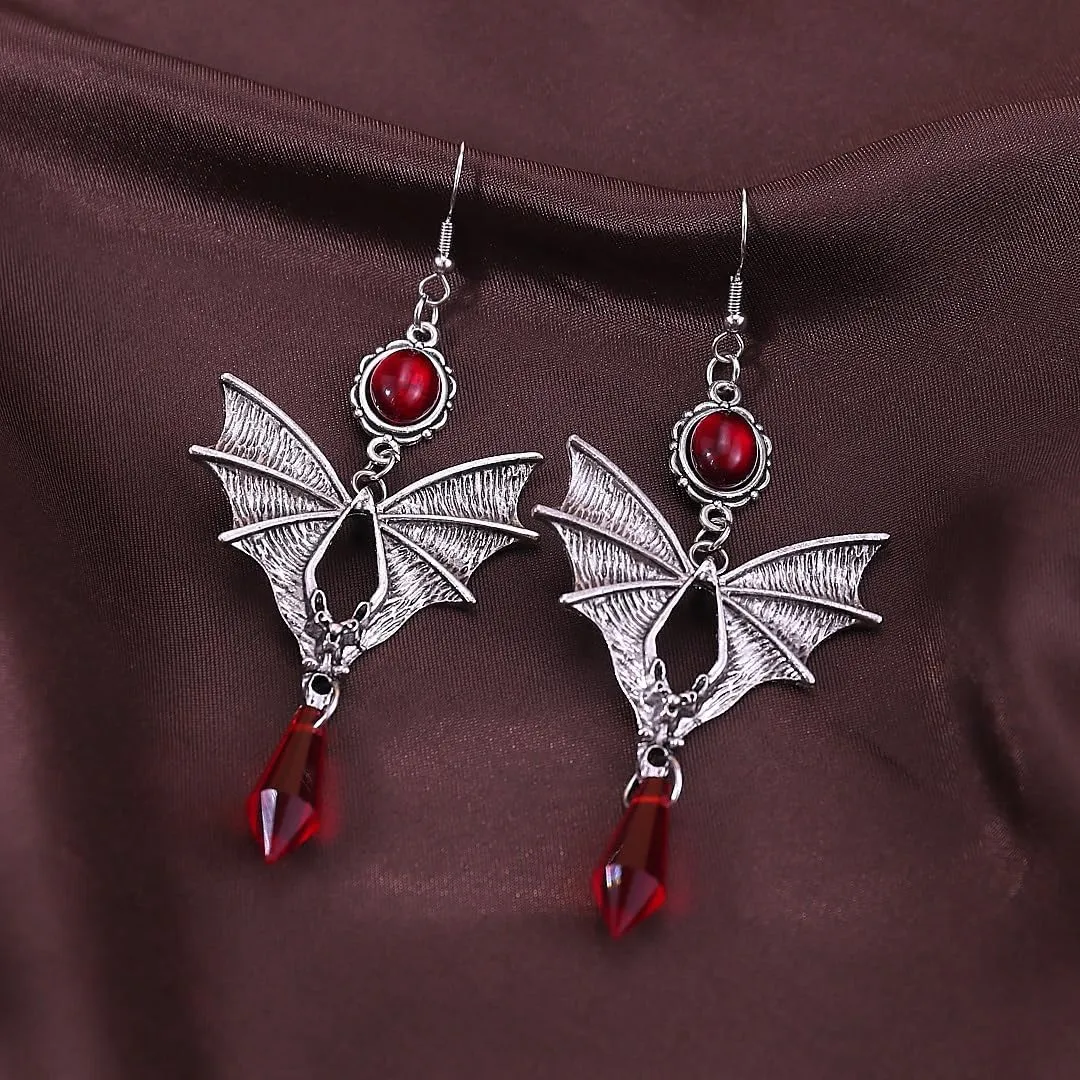 Orecchini gotici, a forma di pipipistrello, orecchini gotici, orecchini lunghi da vampiro, per ragazze e donne, Mittel, Lega di acciaio, Nessuna pietra preziosa (Rosso) - immagine 3