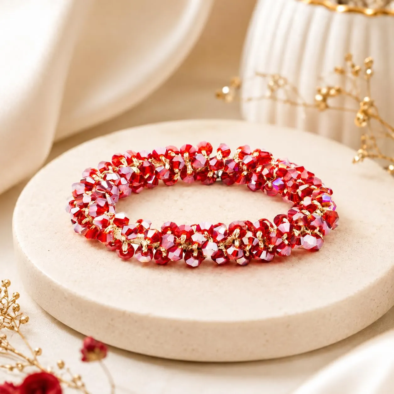 SAGA GIOIELLI® Bracciale donna elastico con cristalli sfaccettati – Bracciale elasticizzato - Confezione Regalo - Idea regalo - Regalo compleanno (ROSSO) - immagine 2