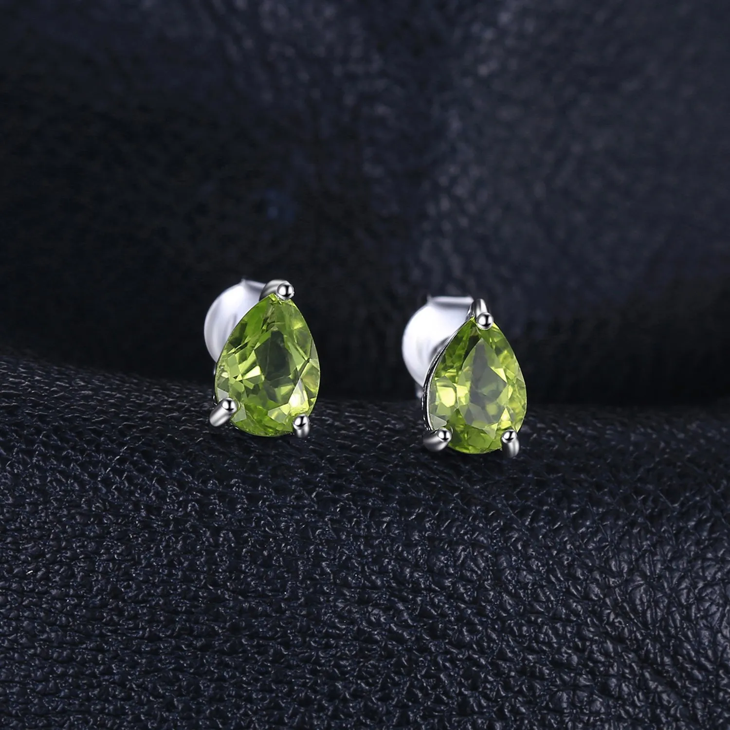JewelryPalace Donna Gioiello 1.6ct Pera Verde Naturale Peridot Birthstone Orecchini in stud Solido Argento Sterling 925 - immagine 3