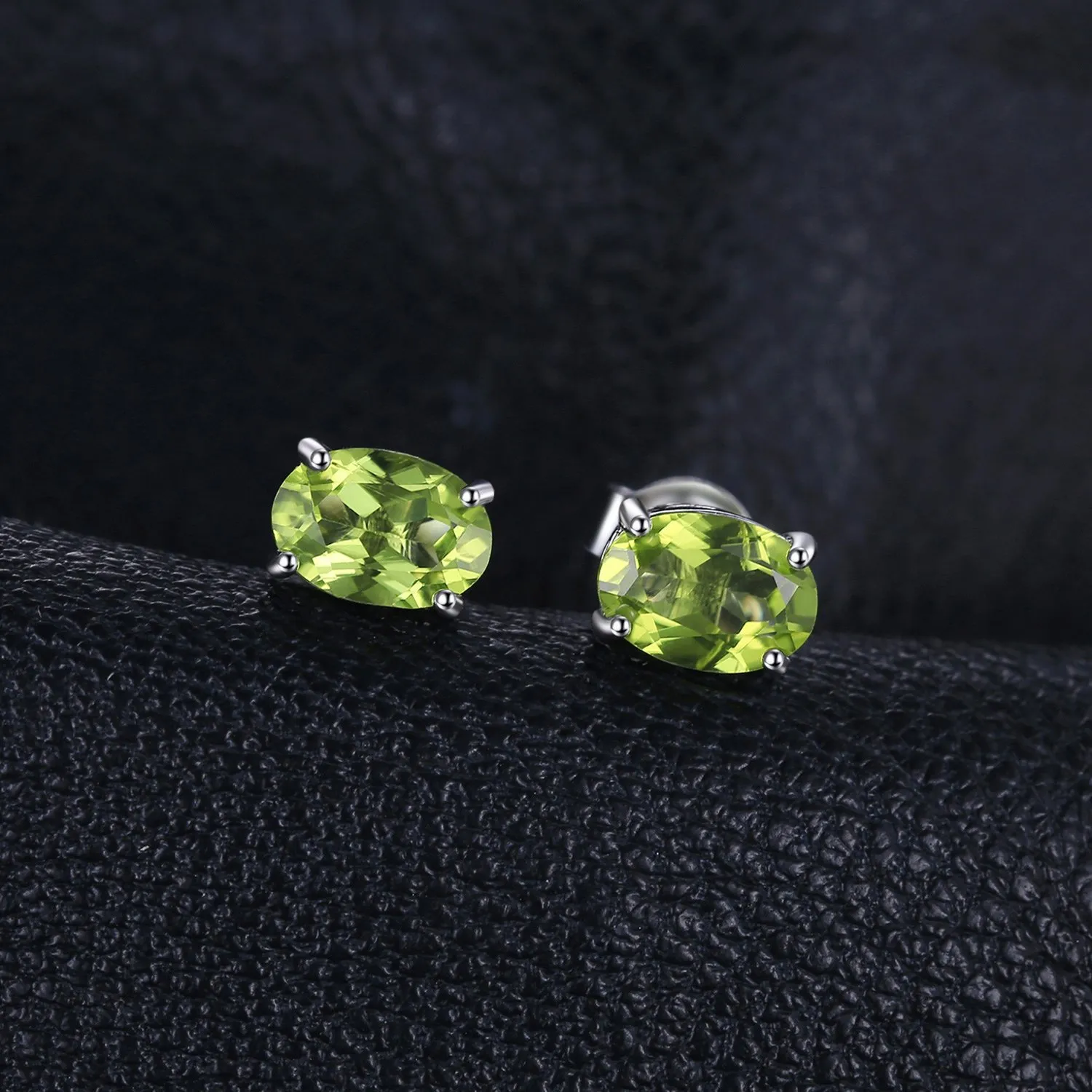 JewelryPalace Ovale 1.8ct Naturale Verde Peridot Birthstone Stud Orecchini Naturale 925 Sterling Argento - immagine 3