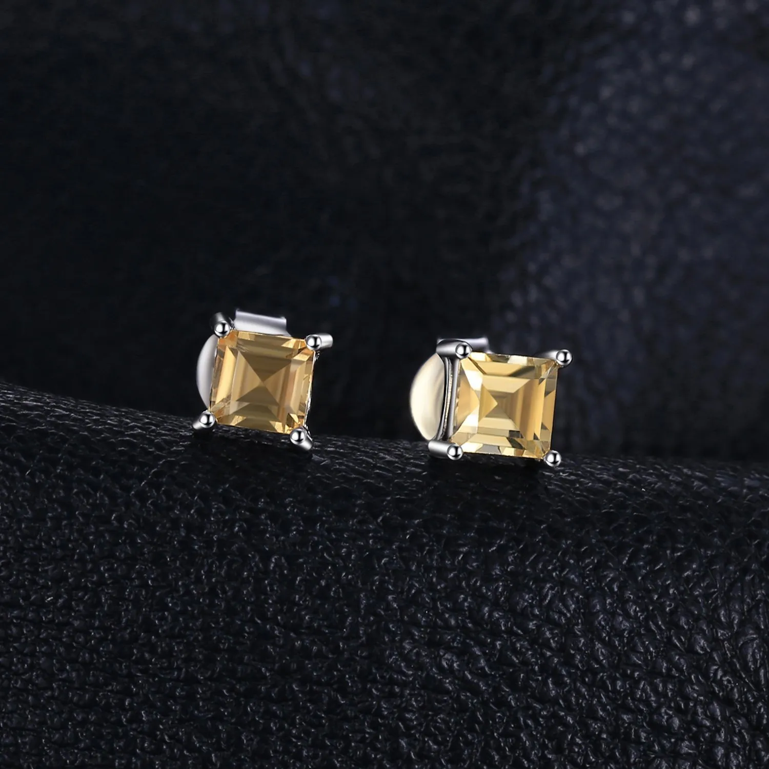JewelryPalace 0.6ct Orecchini a Lobo Donna Argento 925 con Naturale Ctrino Arancione, Piercing Orecchini a Bottone Donna con Pietre a Taglio Quadrato, Orecchini Arancioni e Argento Set Gioielli - immagine 3