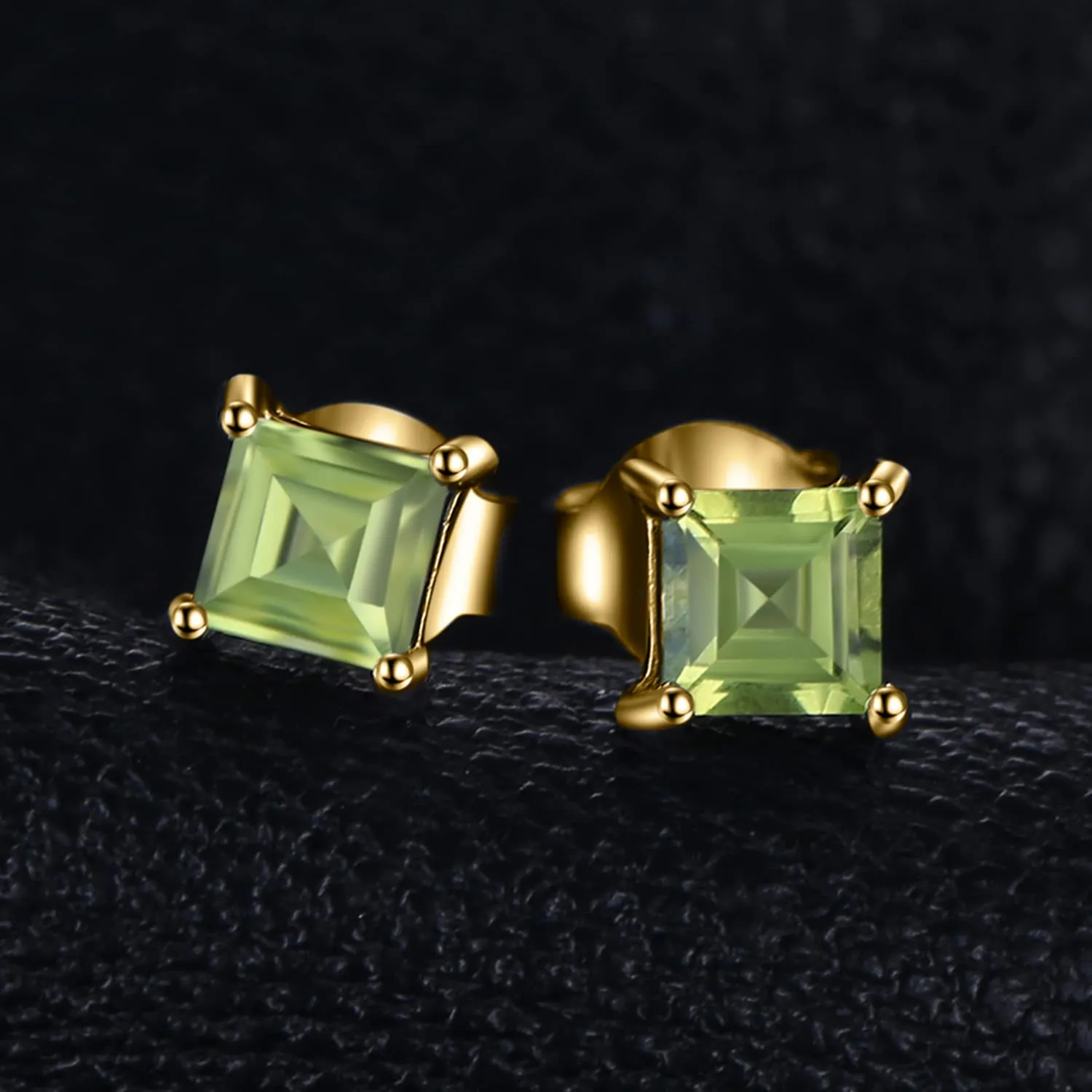 JewelryPalace Orecchini a Lobo in Argento 925 Con Peridoto Verde Naturale, Piercing a Bottone Con Pietre Dure a Taglio Quadrato, Set Gioielli Donna Verdi in Oro - immagine 3