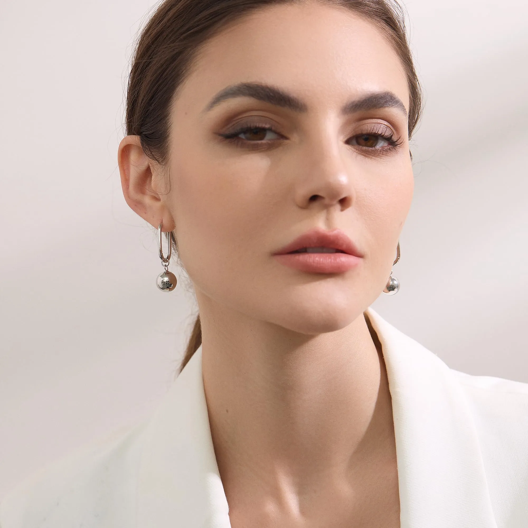ASH'S CHOICE Orecchini Pendenti Donna Argento Sfera Leverback Lucido - immagine 4