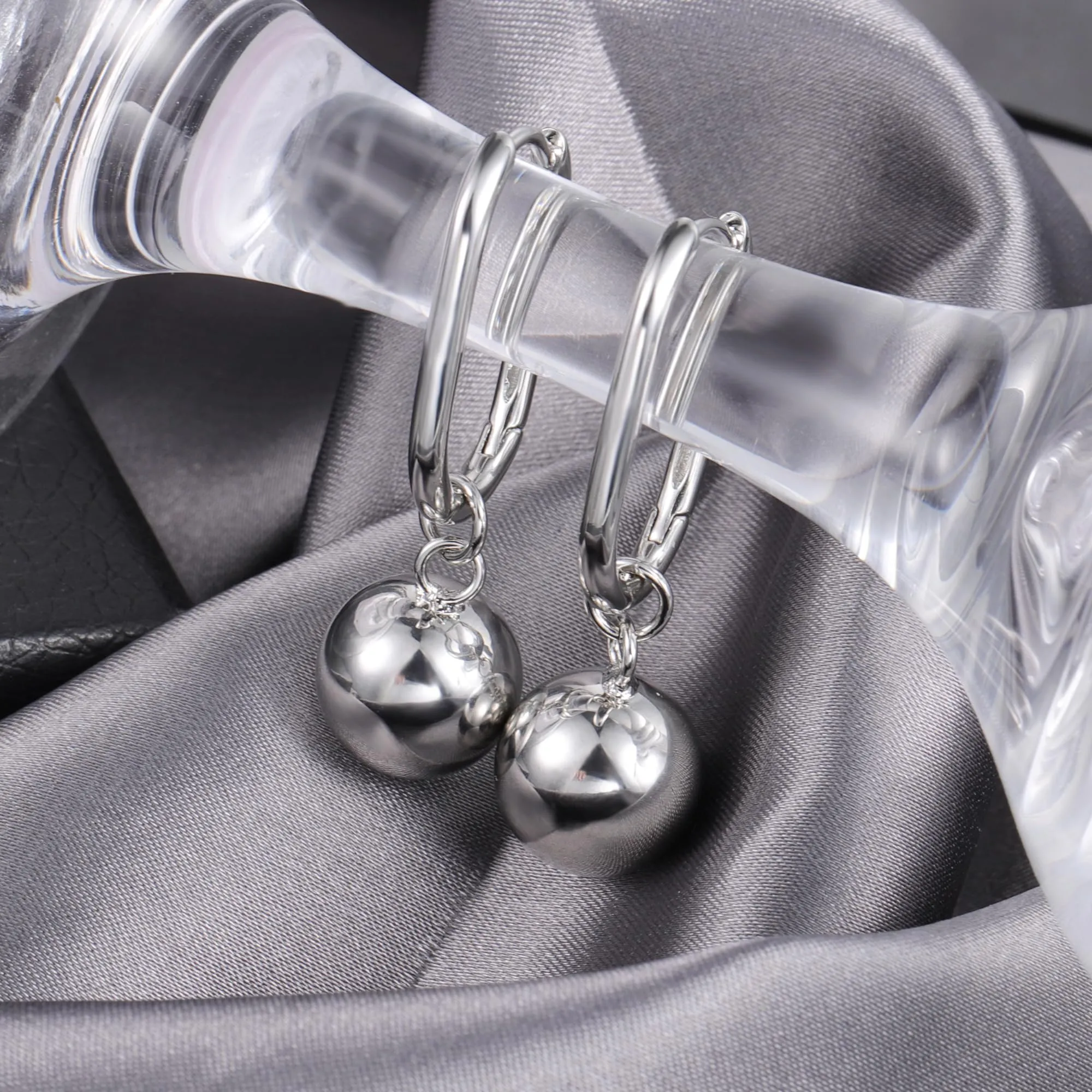 ASH'S CHOICE Orecchini Pendenti Donna Argento Sfera Leverback Lucido - immagine 8