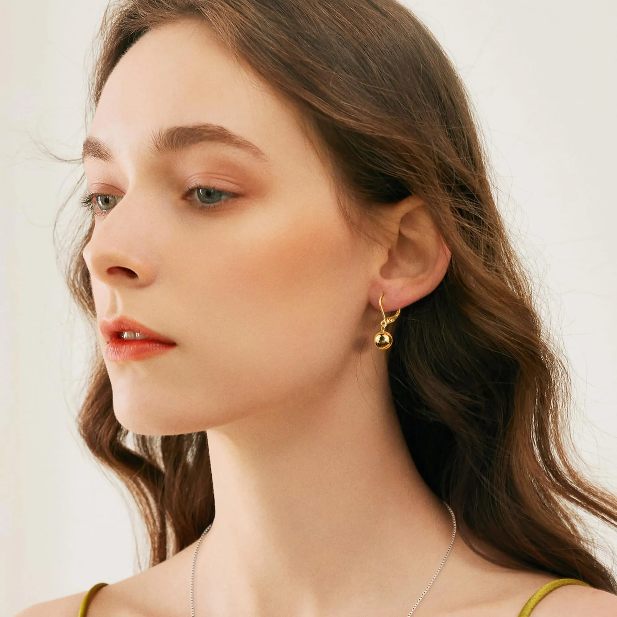 ASH'S CHOICE Orecchini Pendenti Donna Oro 14K Sfera Leverback Lucido - immagine 5