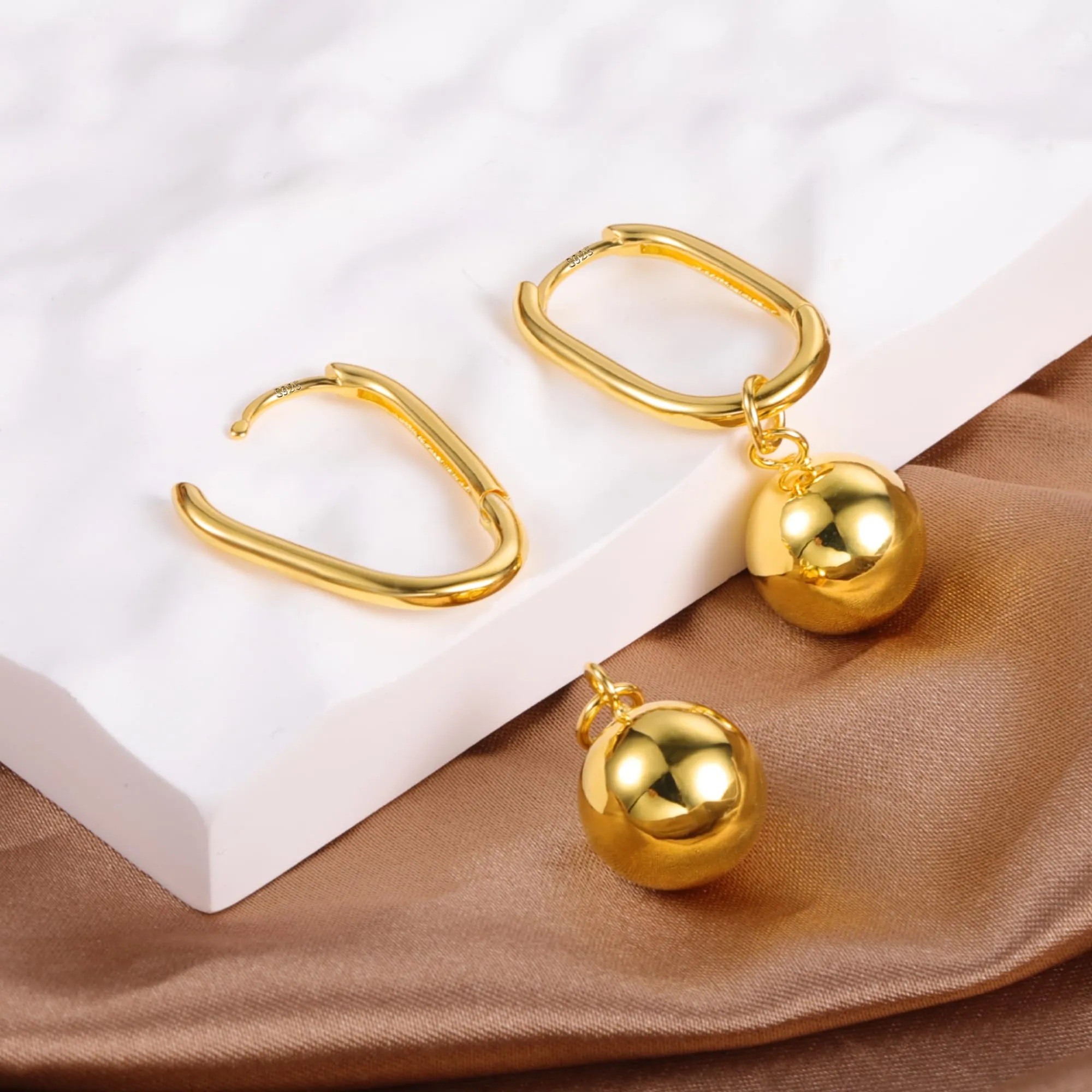 ASH'S CHOICE Orecchini Pendenti Donna Oro 14K Lucido Sfera Leverback - immagine 4