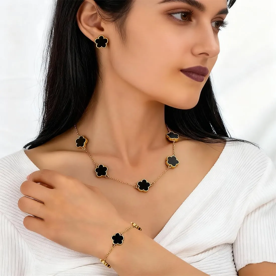 XIWCAFC Parure Gioielli Quadrifoglio per Donna 18K Placcato Oro Acciaio Inossidabile Fortunato Quadrifoglio Collana Orecchini Bracciali Set di Gioielli Sposa Regalo Dirndl Gioielli (Nero) - immagine 3