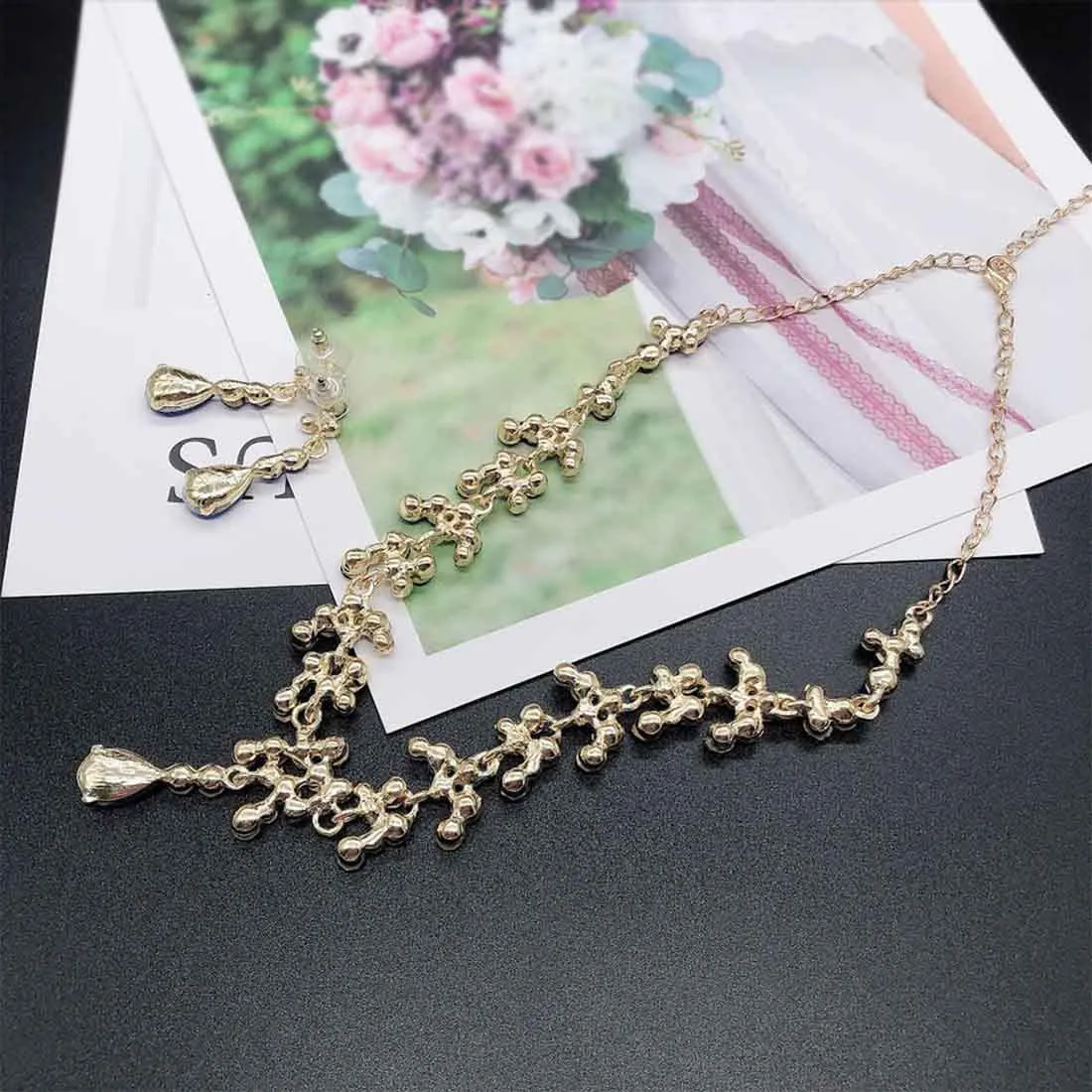 Prosy Bride Strass Collana e Orecchini Set Collana di Cristallo Bridal Party Wedding Jewelry Set per le Donne e le Ragazze (Blu) - immagine 7