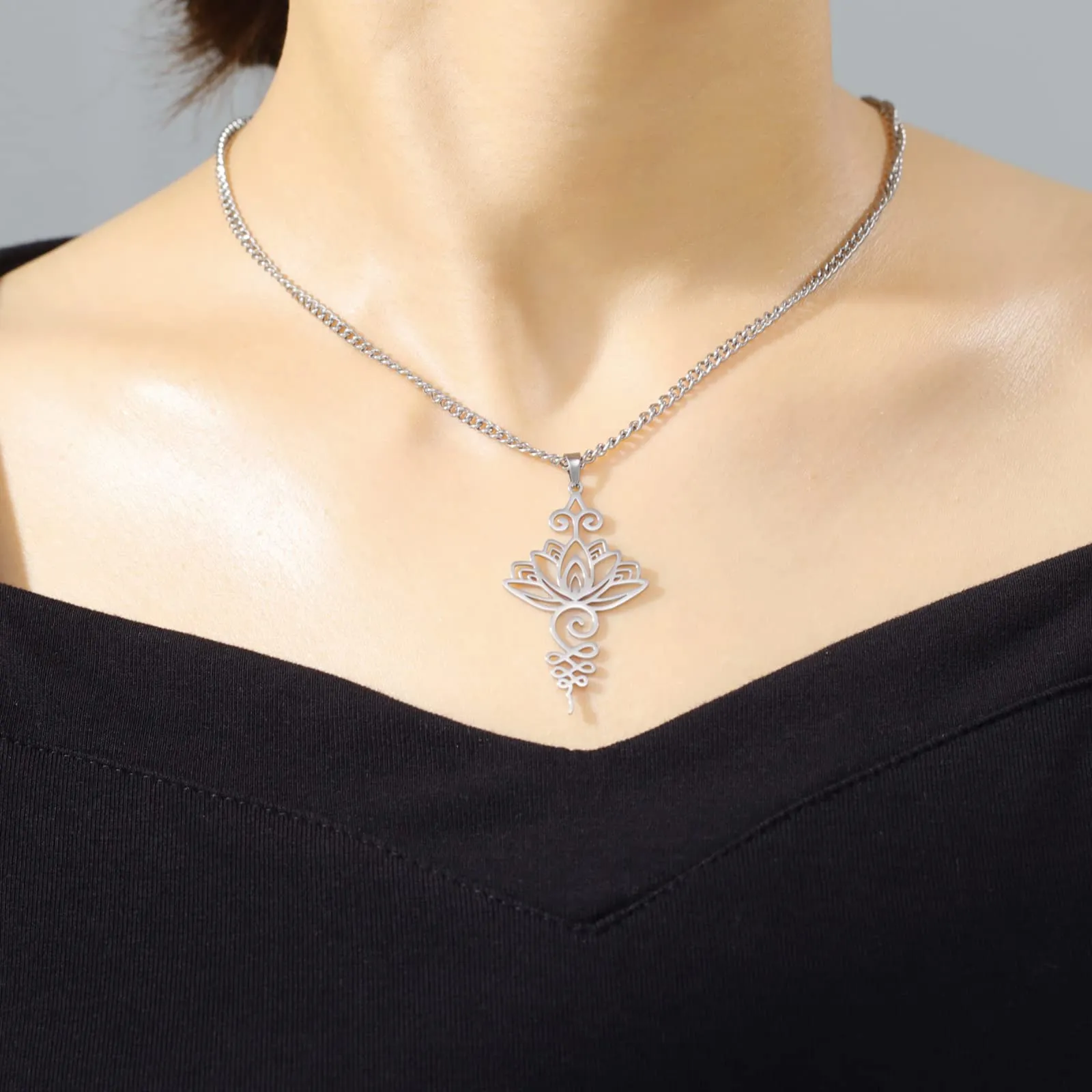 VASSAGO Collana con ciondolo a forma di fiore di loto Acciaio inossidabile Collana Unalome Lotus Chakra Simbolo Geometria Indù Ciondolo Lotus Gioielli Spirituale Regalo per Uomini Donne (Argento) - immagine 2