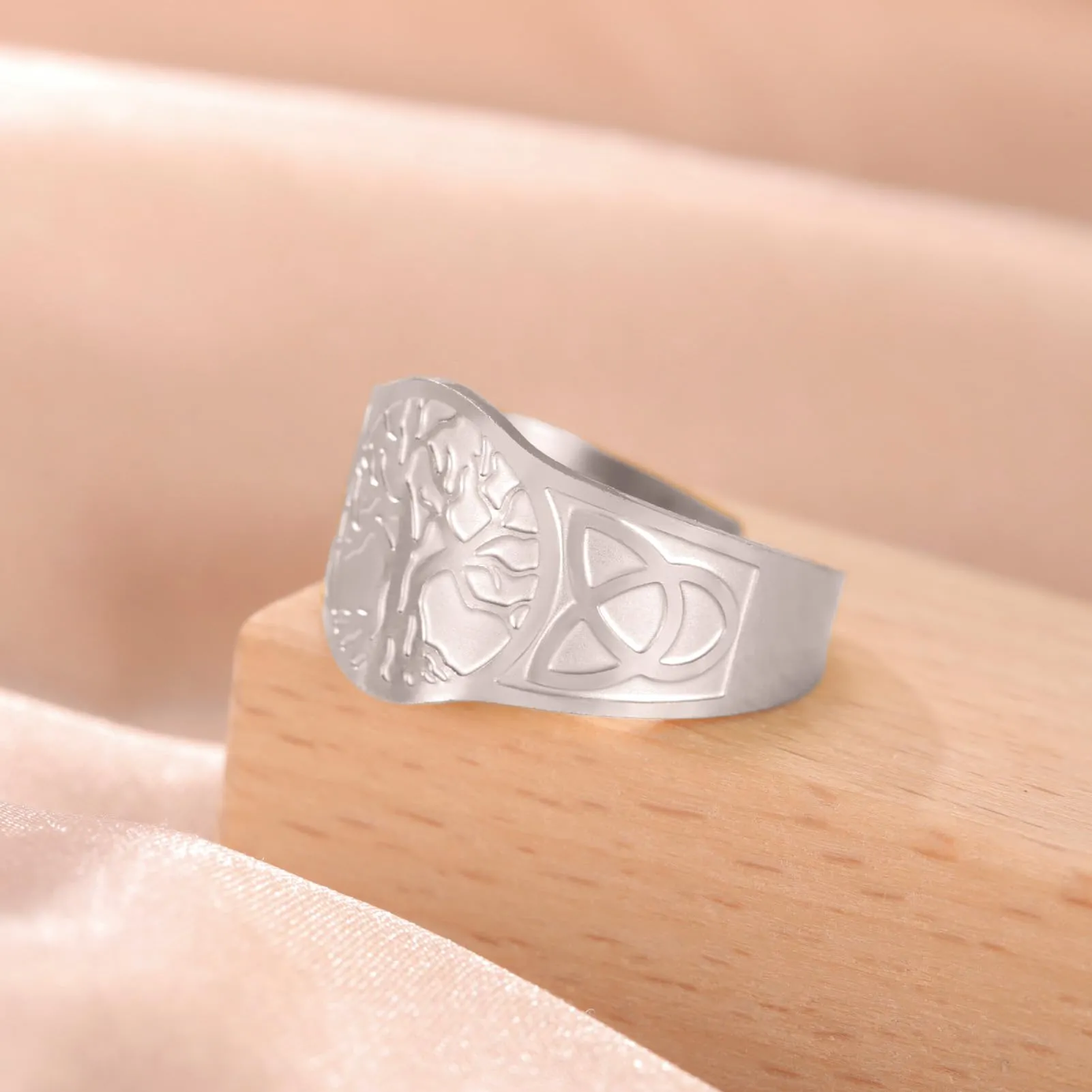 Dreamtimes Yggdrasil Albero della Vita Anello per uomo donna Anello vintage regolabile Anello in acciaio inossidabile vichingo nodo celtico (argento) - immagine 2