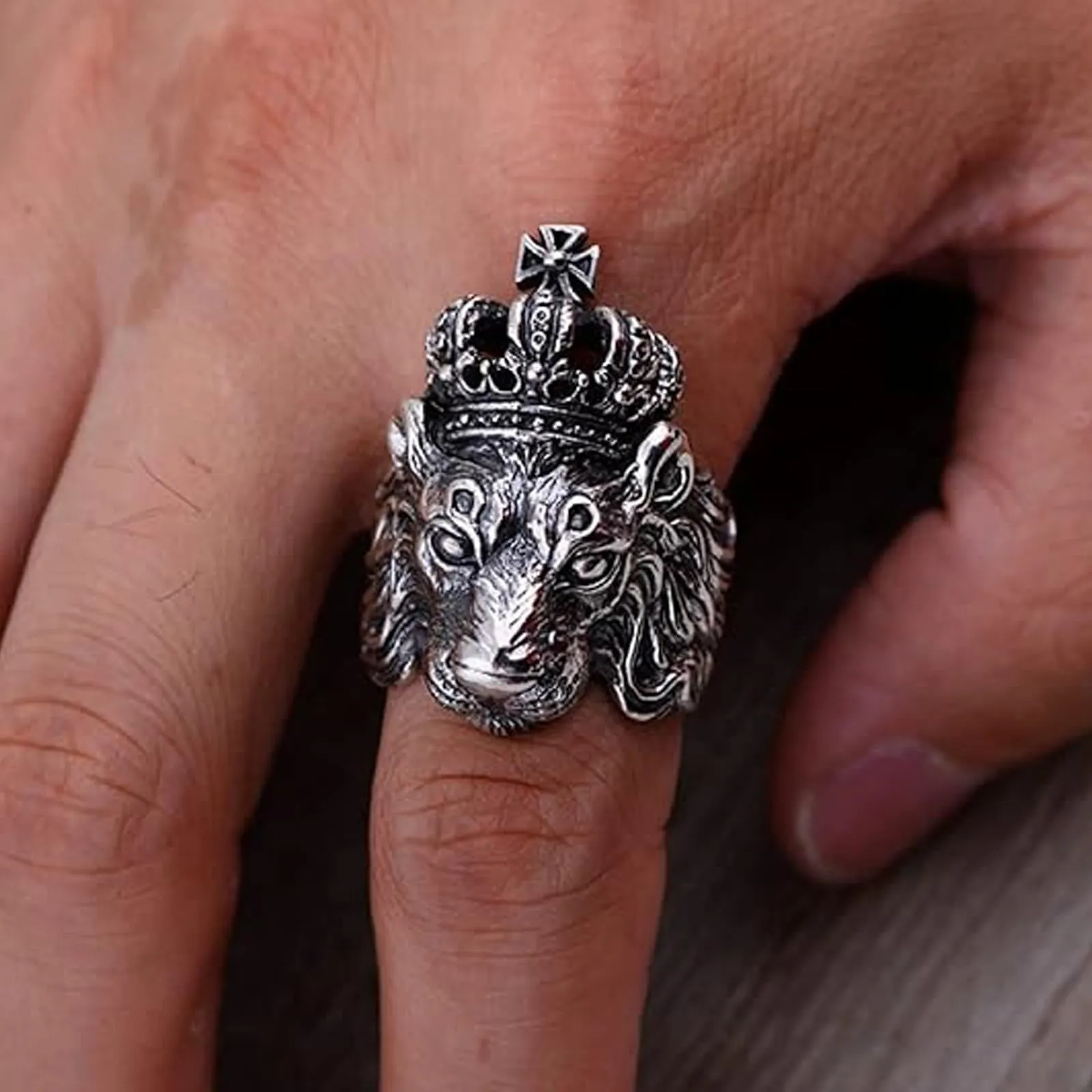 LIUYIDM 5 Pezzi Anelli Uomo, Regolabili Teschio Anelli, Acciaio Inossidabile Vintage Gotico Teschio Anello, Punk Hip Hop Skull Halloween Anello per Halloween e Feste a Tema（A - immagine 4