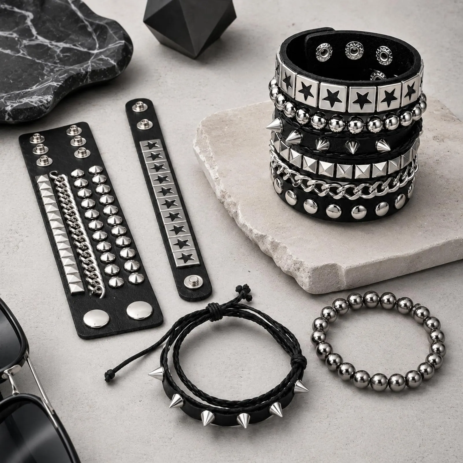 RAHHLIZS 4 braccialetti con borchie punk rock grunge accessori Alt - immagine 4
