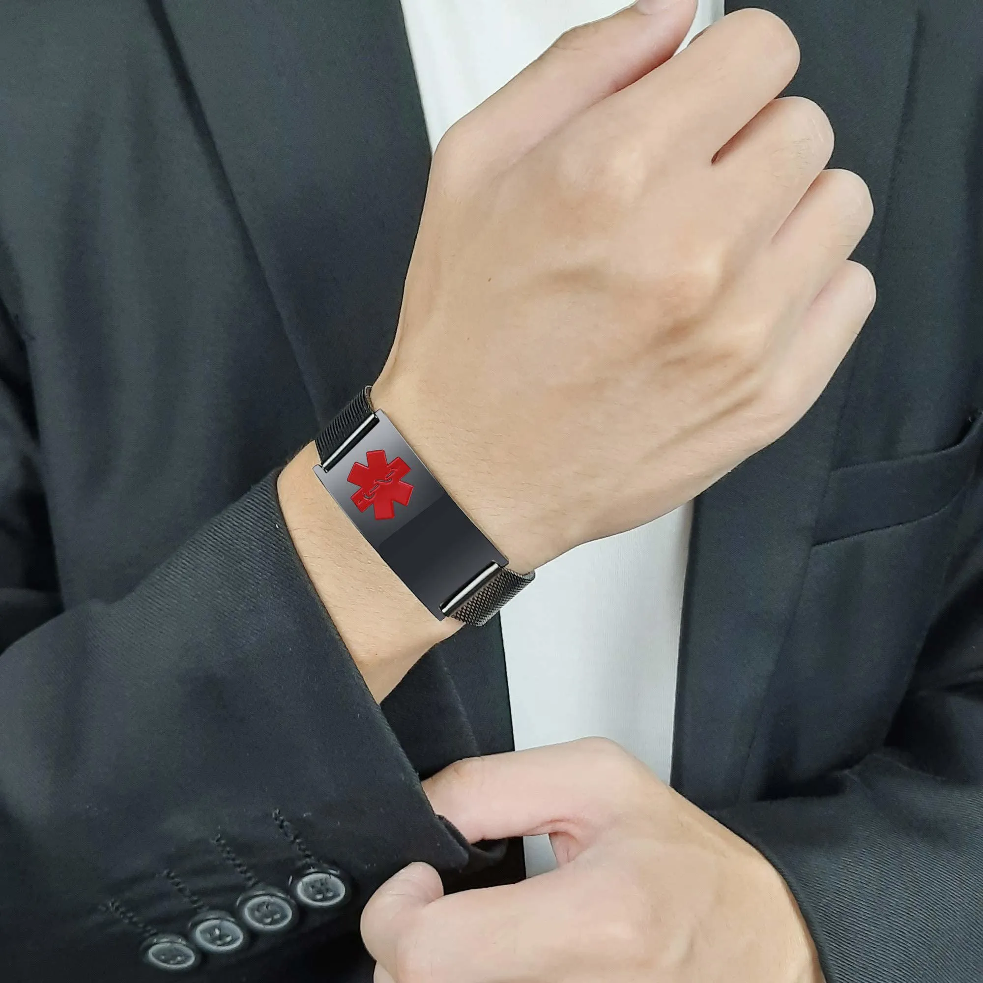 Bracciale Di Emergenza Bracciale Personalizzato Per Donne Mediche:VNOX Braccialetti ID Personalizzati Con Incisione Bracciale Medico Regolabile In Acciaio Inossidabile Da Uomo,Rosso Nero - immagine 3