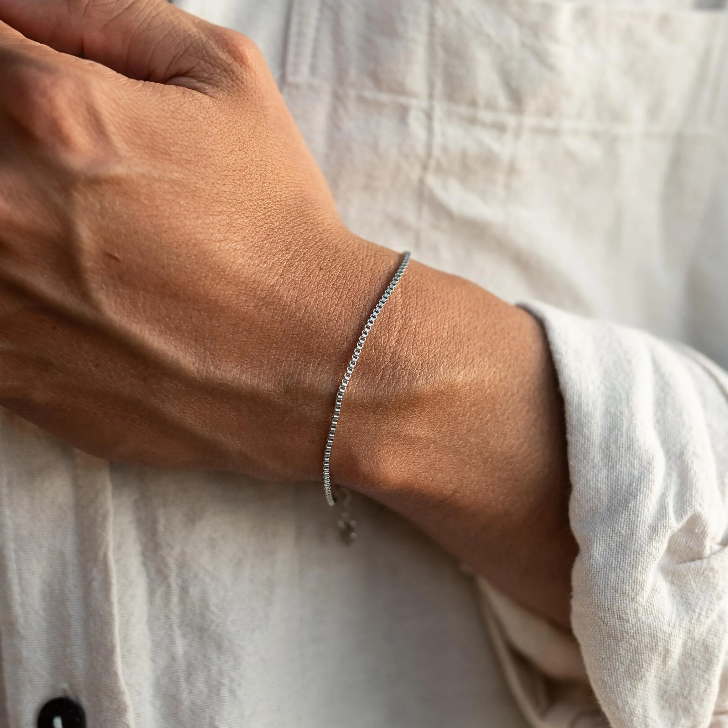 Made by Nami Bracciale in acciaio inox da uomo - Bracciale a catena cubano - Bracciale a catena in argento per uomo (Maglie di catena veneziana) - immagine 2