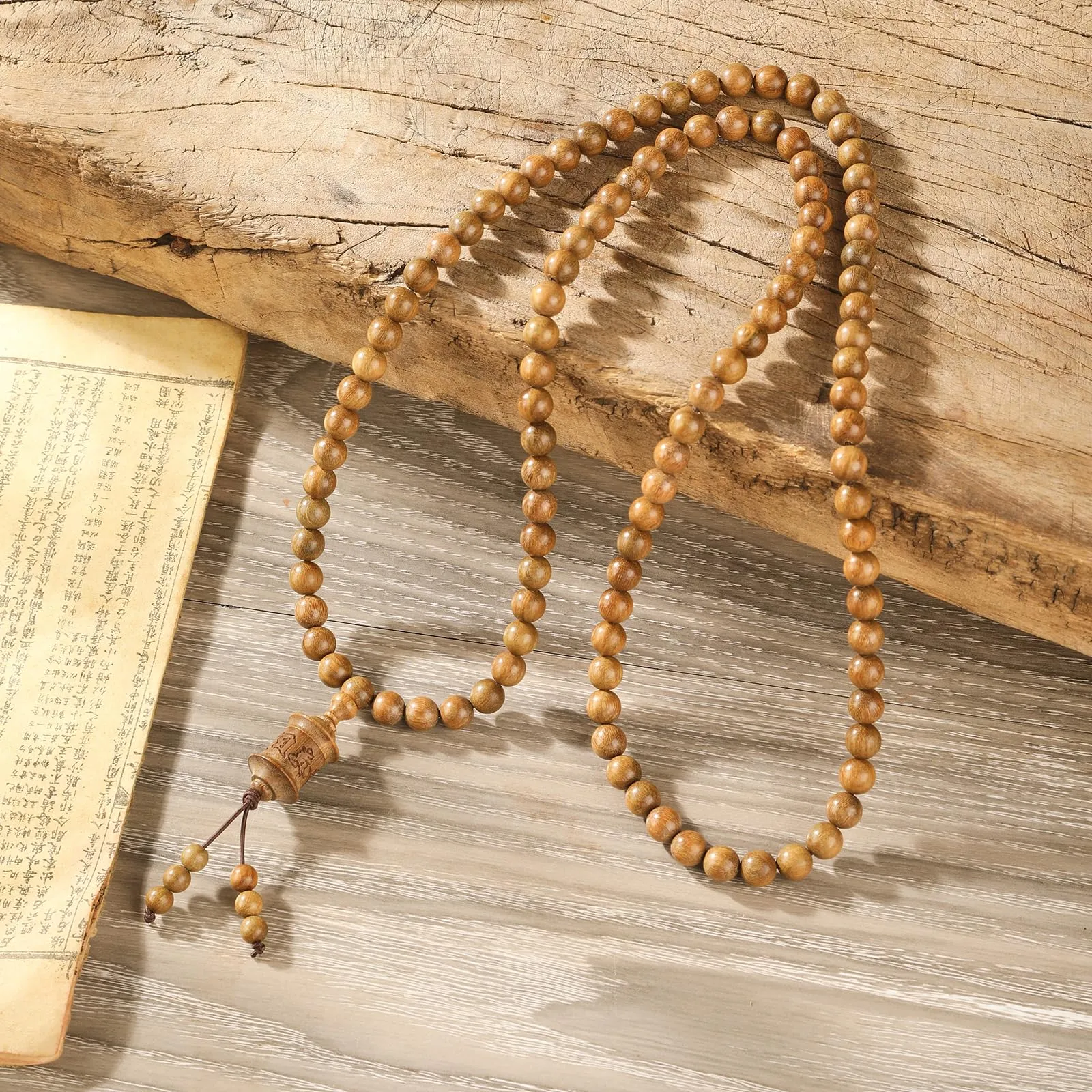 Mansiyuyee Collana con 108 perline di legno di sandalo verde naturale, perline buddiste, meditazione, yoga, 34 inches, Legno, Non pietra preziosa - immagine 2