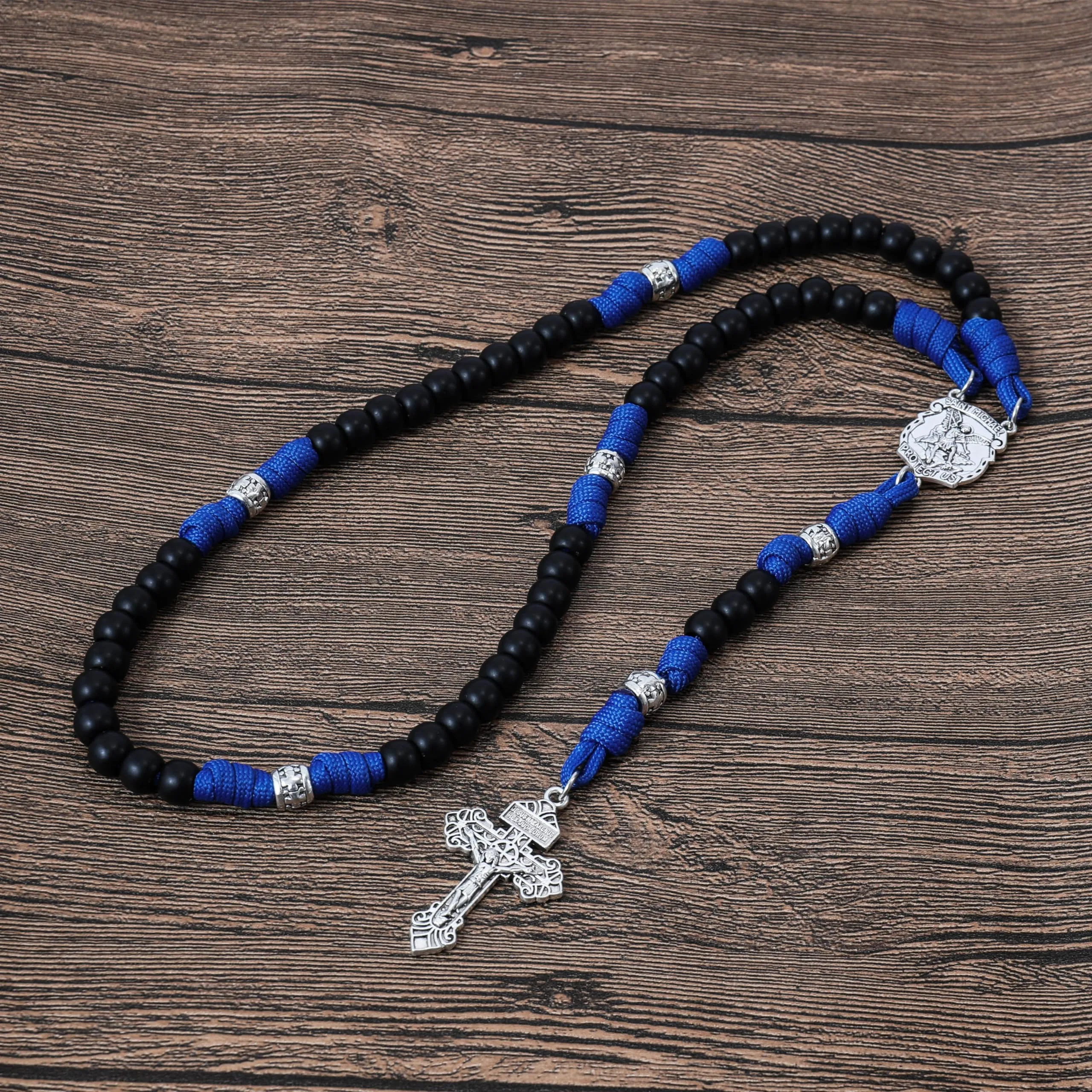 Nazareth Store Rosario in paracord di San Michele collana rosario robusta con cordoncino resistente e crocifisso cattolico del Perdono (Blu) - immagine 5