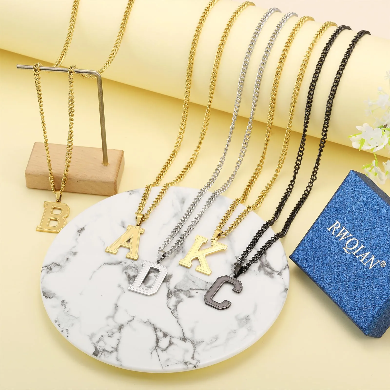 RWQIAN Collana Uomo con Lettera Ciondelli Argento Acciaio Inossidabile Iniziale Lettere D Collana Pendente 60cm Pasche Festa del Padre Anniversario Regali per Uomo Ragazzi - immagine 7