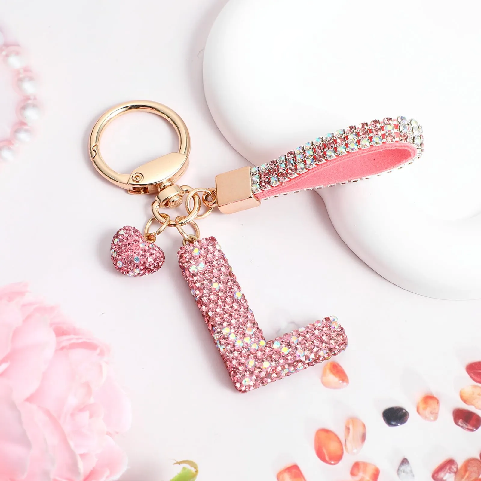 MWOOT Rosa Auto Portachiavi Regalo per Donne Ragazze Iniziale Lettera Portachiavi Carino Bling Ciondolo per Borsa Zaino Borsetta Ciondoli, L - immagine 5
