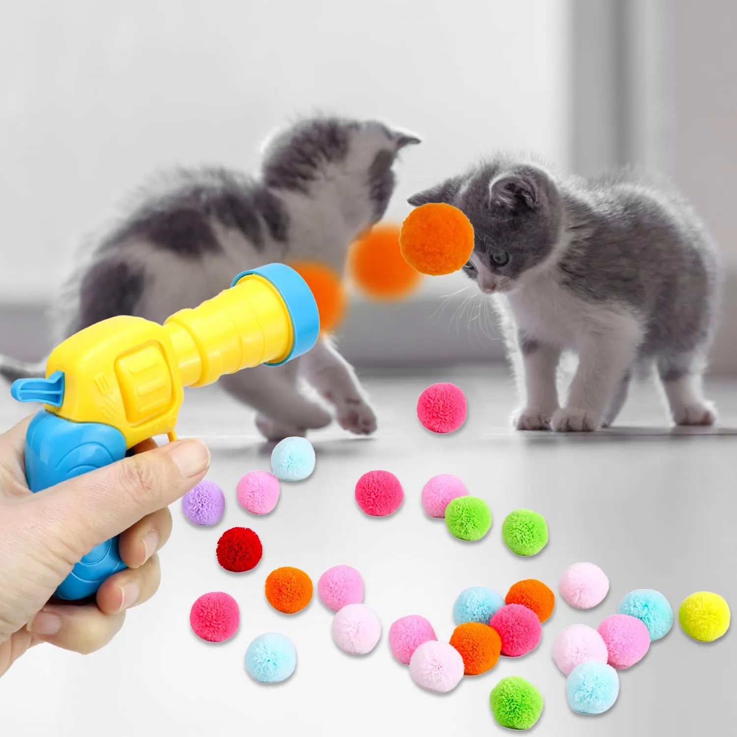 QWORK® Giocattoli interattivo per gatti, lancia palline per gatti con 100 pompon colorati, per addestramento indoor e monitoraggio dei gatti - immagine 5