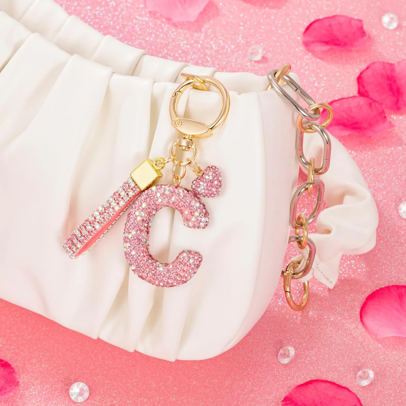 MWOOT Rosa Auto Portachiavi Regalo per Donne Ragazze Iniziale Lettera Portachiavi Carino Bling Ciondolo per Borsa Zaino Borsetta Ciondoli, C - immagine 4