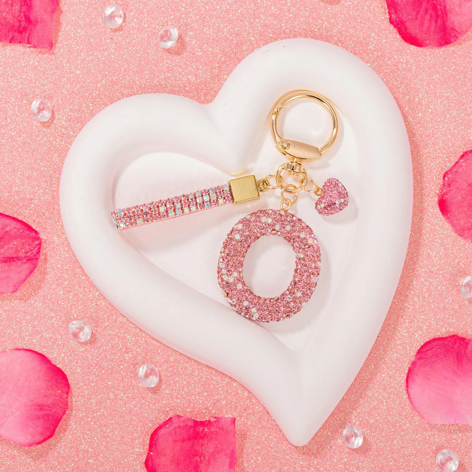MWOOT Rosa Auto Portachiavi Regalo per Donne Ragazze Iniziale Lettera Portachiavi Carino Bling Ciondolo per Borsa Zaino Borsetta Ciondoli, O - immagine 5