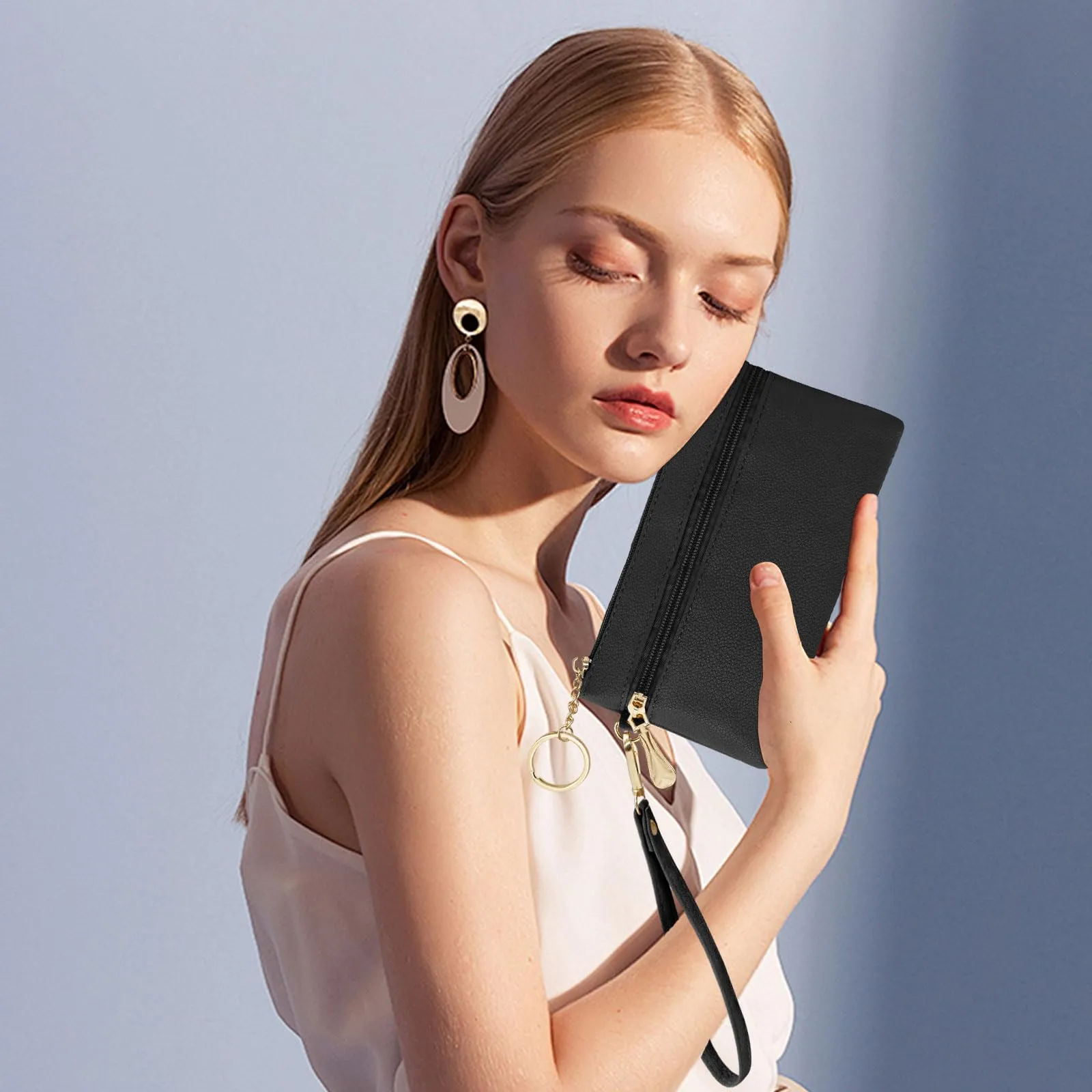 LJCZKA Portafoglio da Polso Pelle Donna Pochette da Polso Zip Grande Capacità Frizione Cellulare Porta Carte con Cinturino da Polso, Portachiavi (Nero) - immagine 2