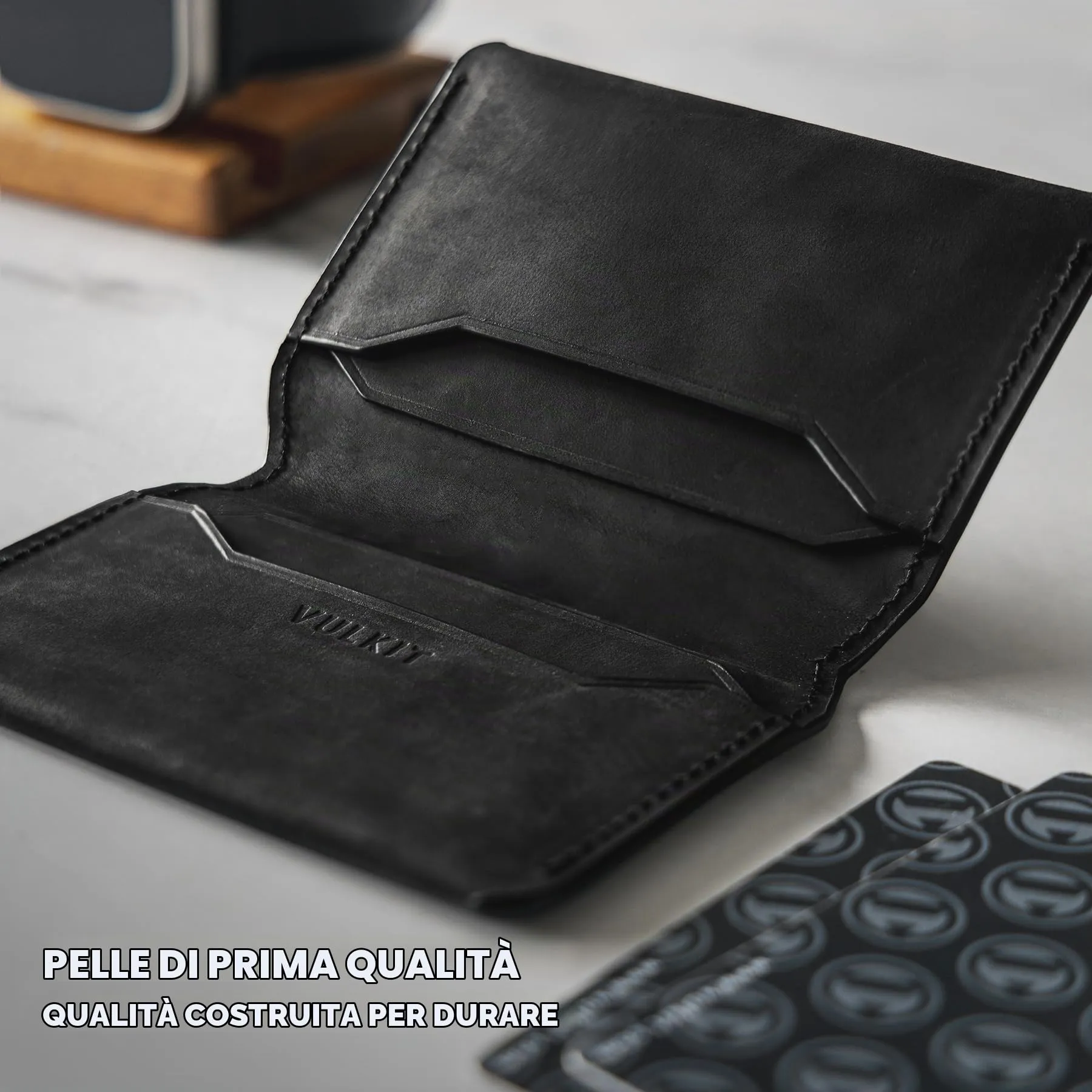 VULKIT Porta Carte di Credito Sottile e Minimalista in Crazy Horse Vera Pelle con Protezione RFID Tasca Frontale e Chiusura Magnetica - immagine 6