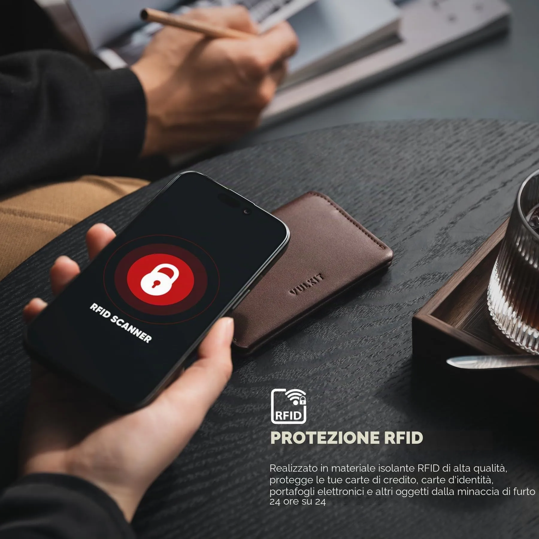 VULKIT Porta Carte di Credito Sottile e Minimalista in Pelle con Protezione RFID Tasca Frontale e Chiusura Magnetica - immagine 5