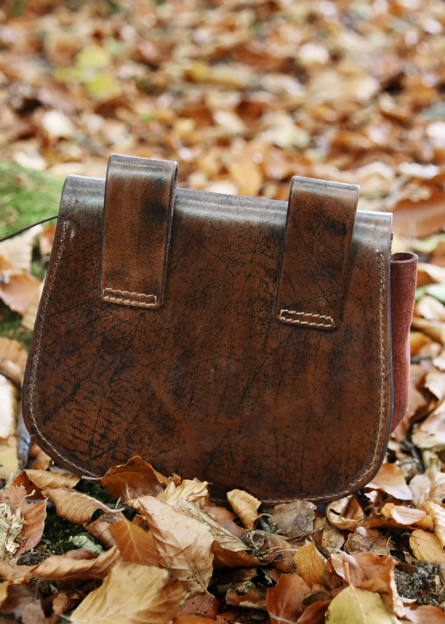 Battle-Merchant | Marsupio medievale con goffratura Vegvísir in pelle | Marsupio per uomo e donna in marrone | Borsa in pelle di rievocazione vichinga per cintura - immagine 4