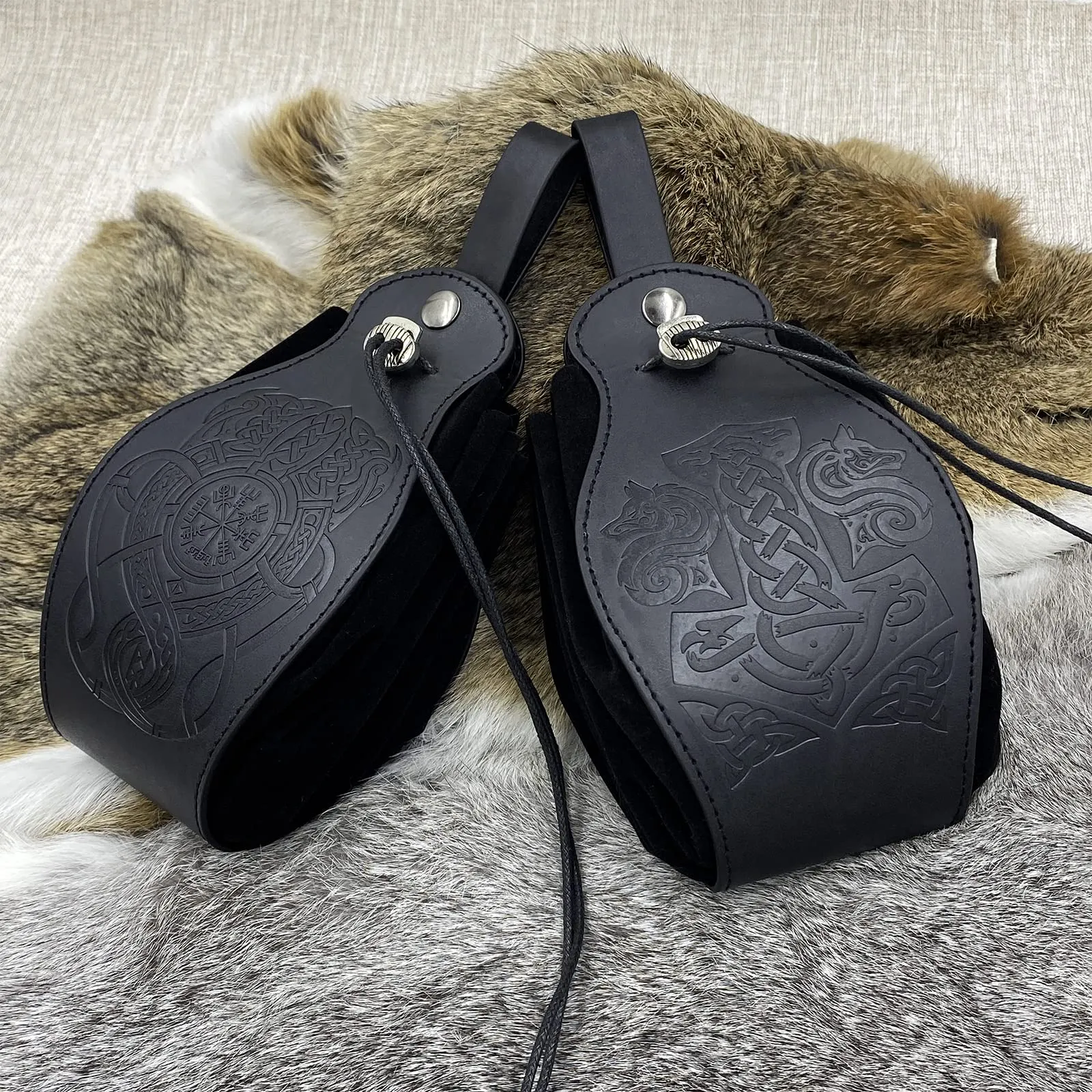 HiiFeuer Custodia in ecopelle medievale, borsa portatile con coulisse,Borsa da cintura vintage dadi per LARP Ren Faire (Mjolnir Nero) - immagine 5