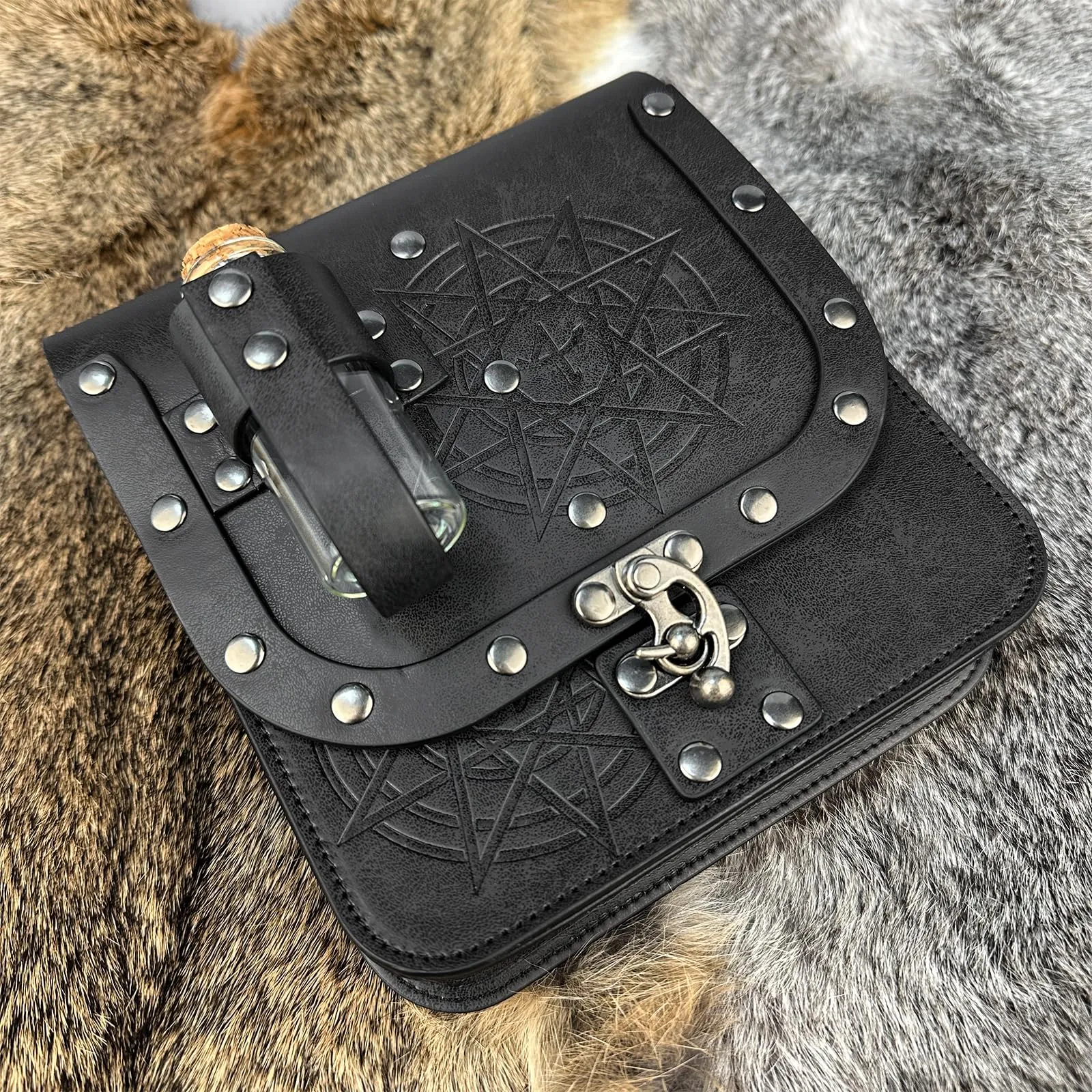 HiiFeuer Marsupio medievale alchimico in ecopelle con fiale di pozione in sughero, marsupio fantasia mago marsupio laterale per LARP Ren Faire, Nero C. - immagine 5