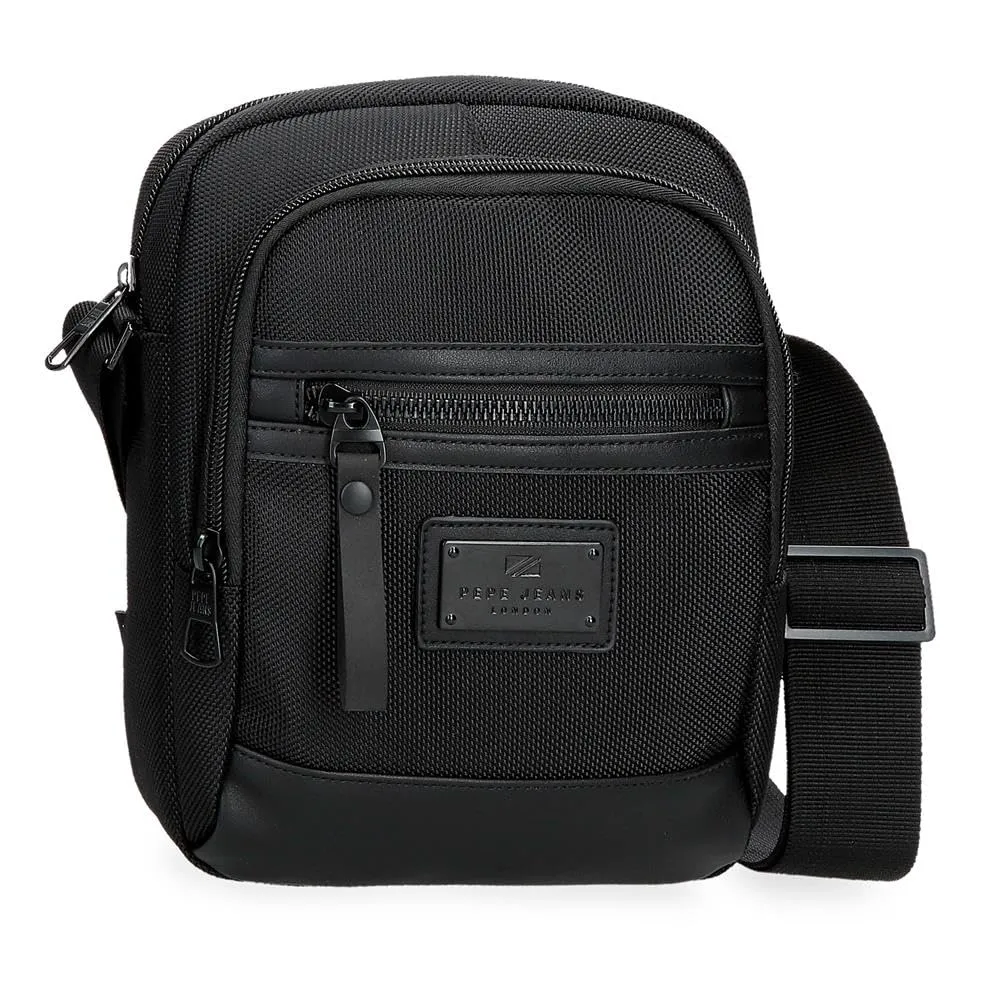 Pepe Jeans Blackmore Borsa a tracolla a due scomparti nero 17 x 22 x 8 cm Poliestere con dettagli in pelle sintetica 2,99 L by Joumma Bags, Nero, Taglia unica, Borsa a tracolla a due scomparti - immagine 1