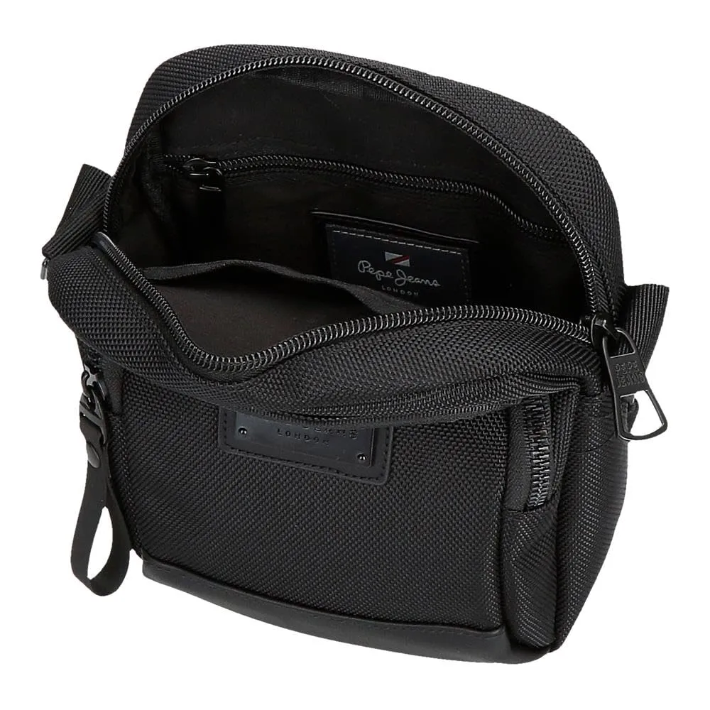 Pepe Jeans Blackmore Borsa a tracolla piccola nera 15 x 19,5 x 6 cm Poliestere con dettagli in pelle sintetica 1,76 L by Joumma Bags, Nero, Taglia unica, Borsa a tracolla piccola - immagine 4