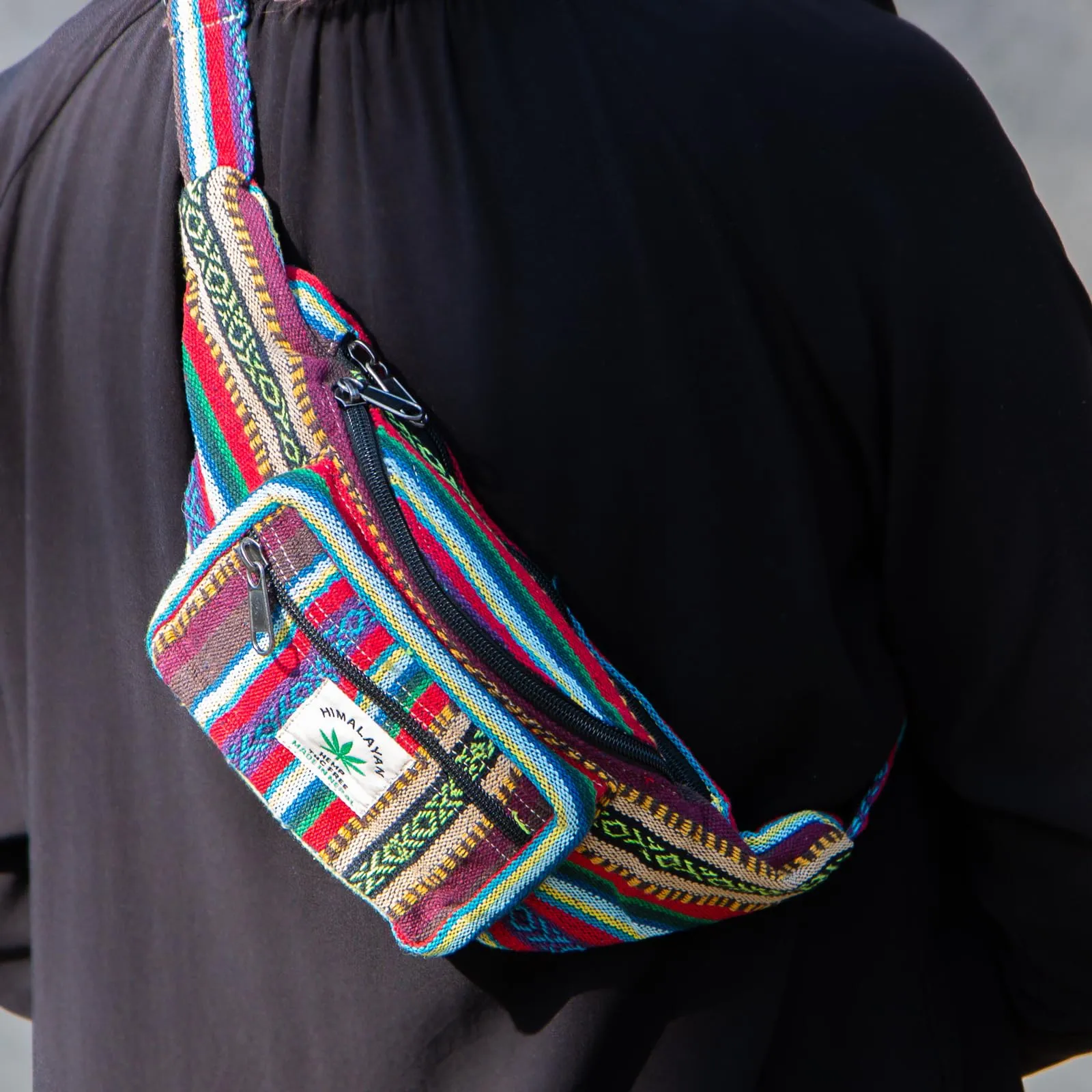 Marsupio Himalayan Hemp, ogni marsupio è un pezzo unico con stile, hipbag sostenibile in canapa, realizzato a mano in Nepal, Colore: rosso, s - immagine 4